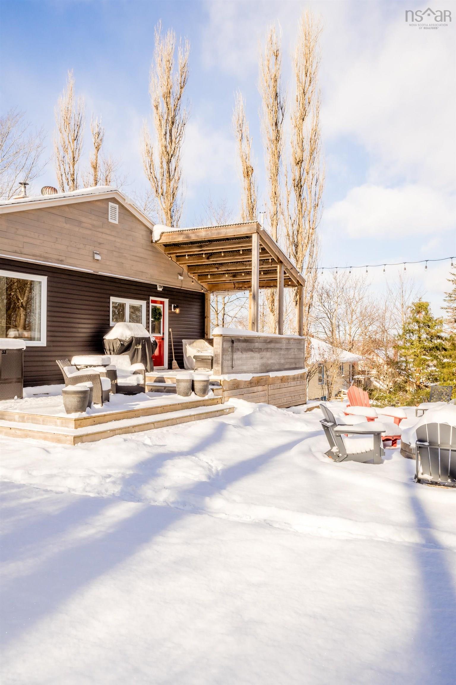 $699,000.00: 15 Hillcrest Avenue, Wolfville