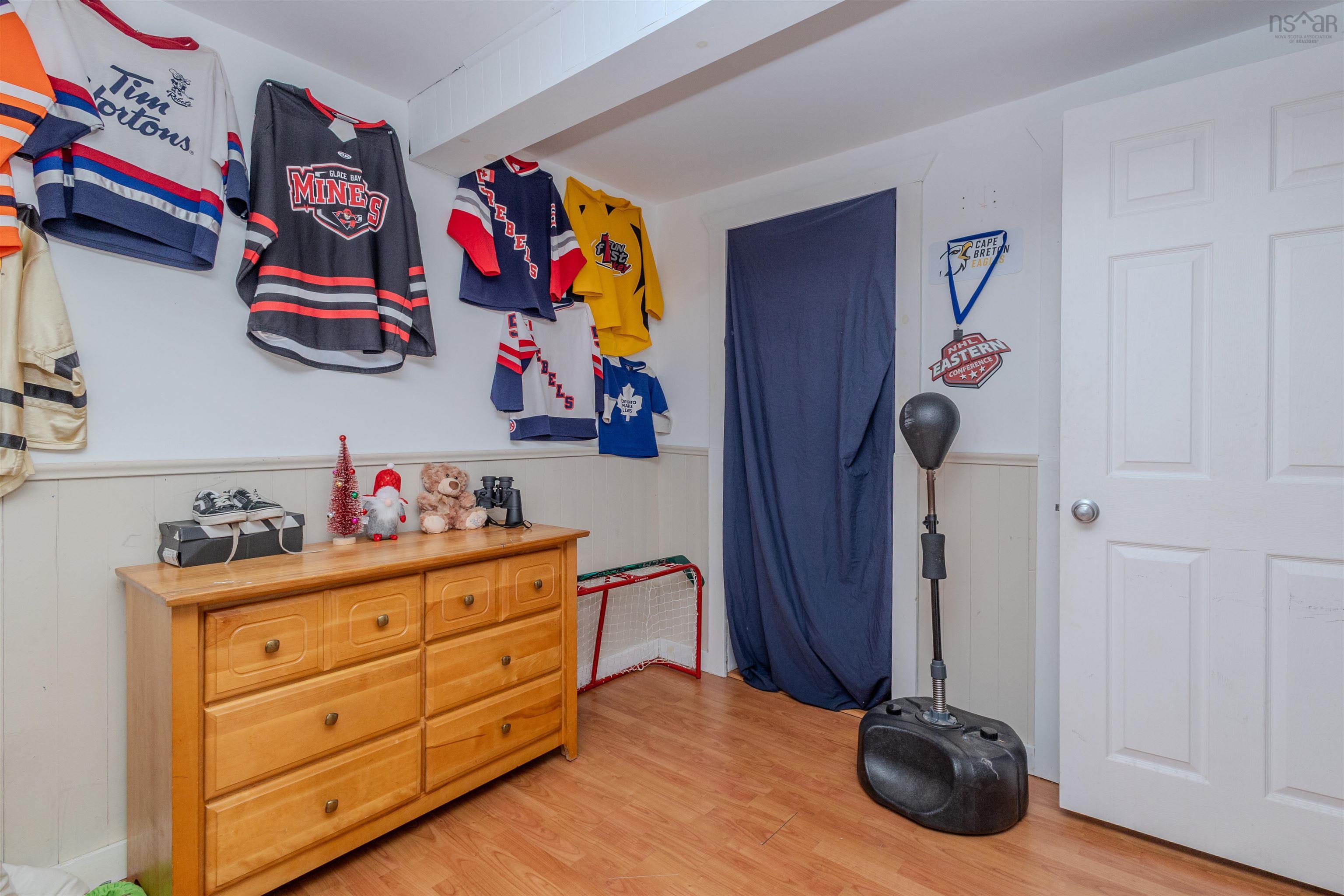 $325,000.00: 112 South Street, Glace Bay