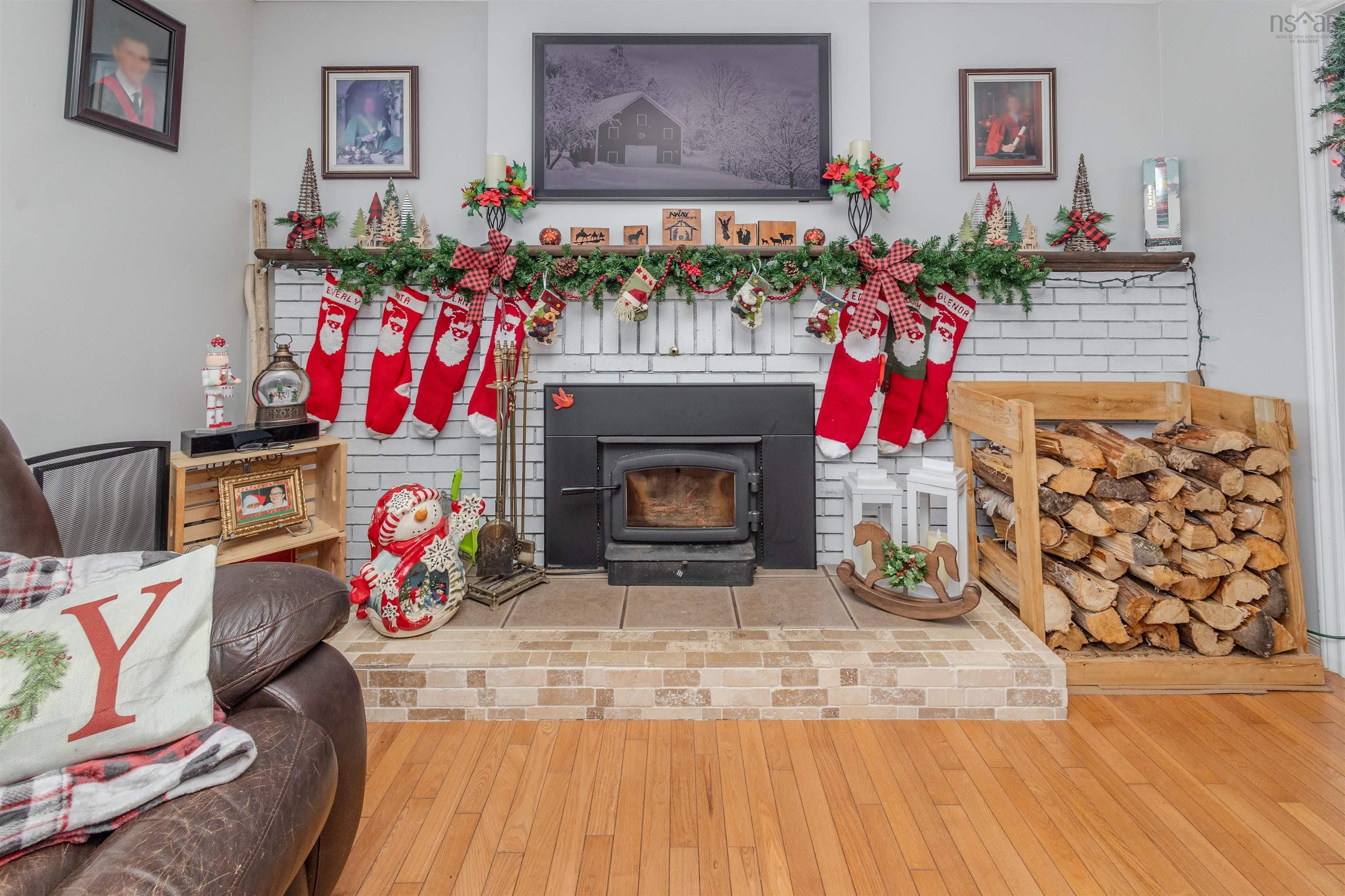 $325,000.00: 112 South Street, Glace Bay