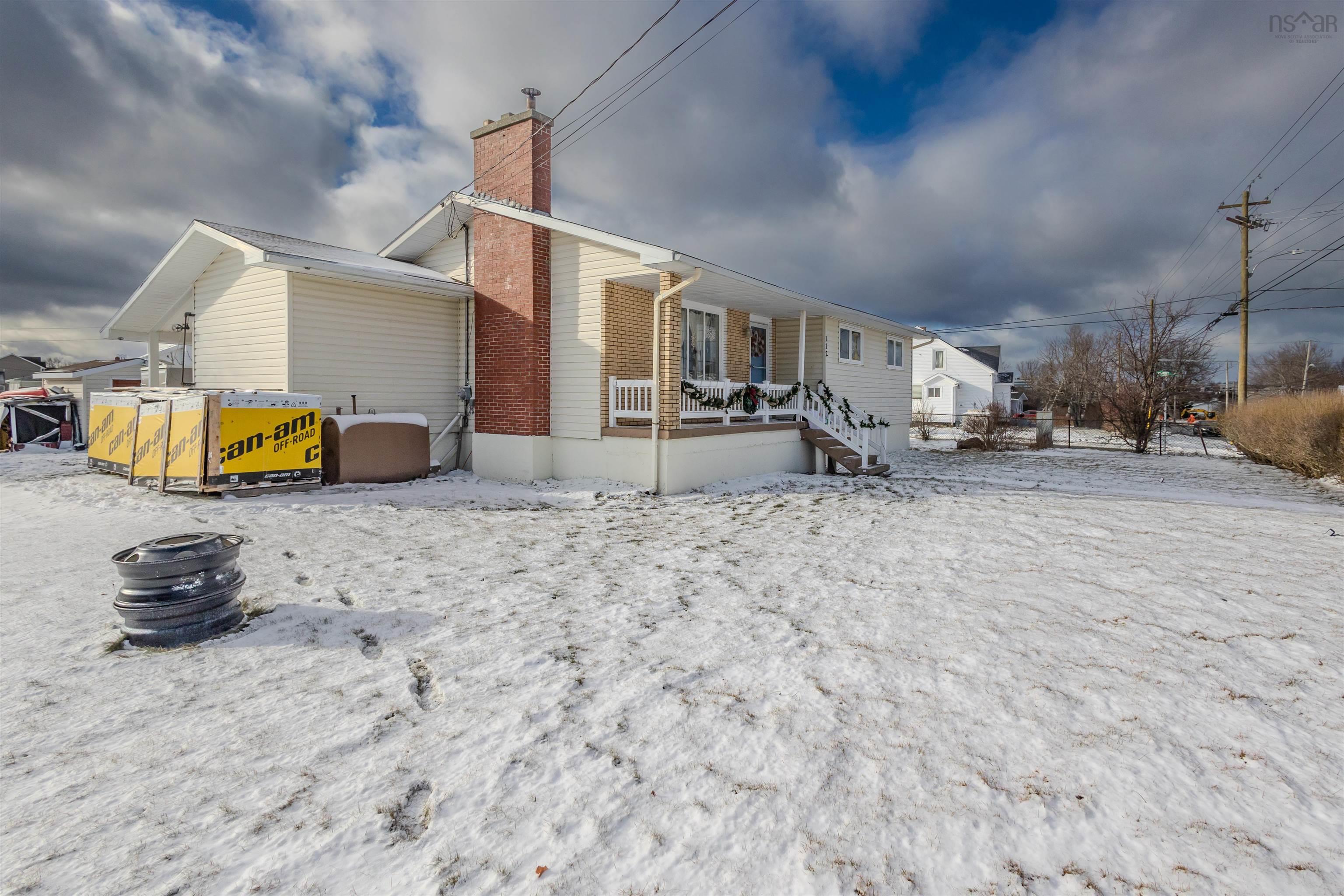 $325,000.00: 112 South Street, Glace Bay