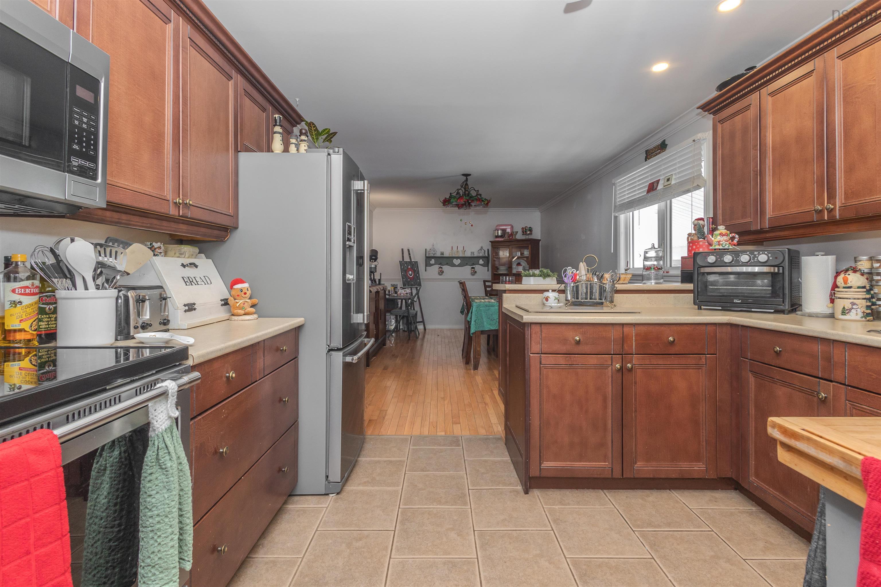 $325,000.00: 112 South Street, Glace Bay