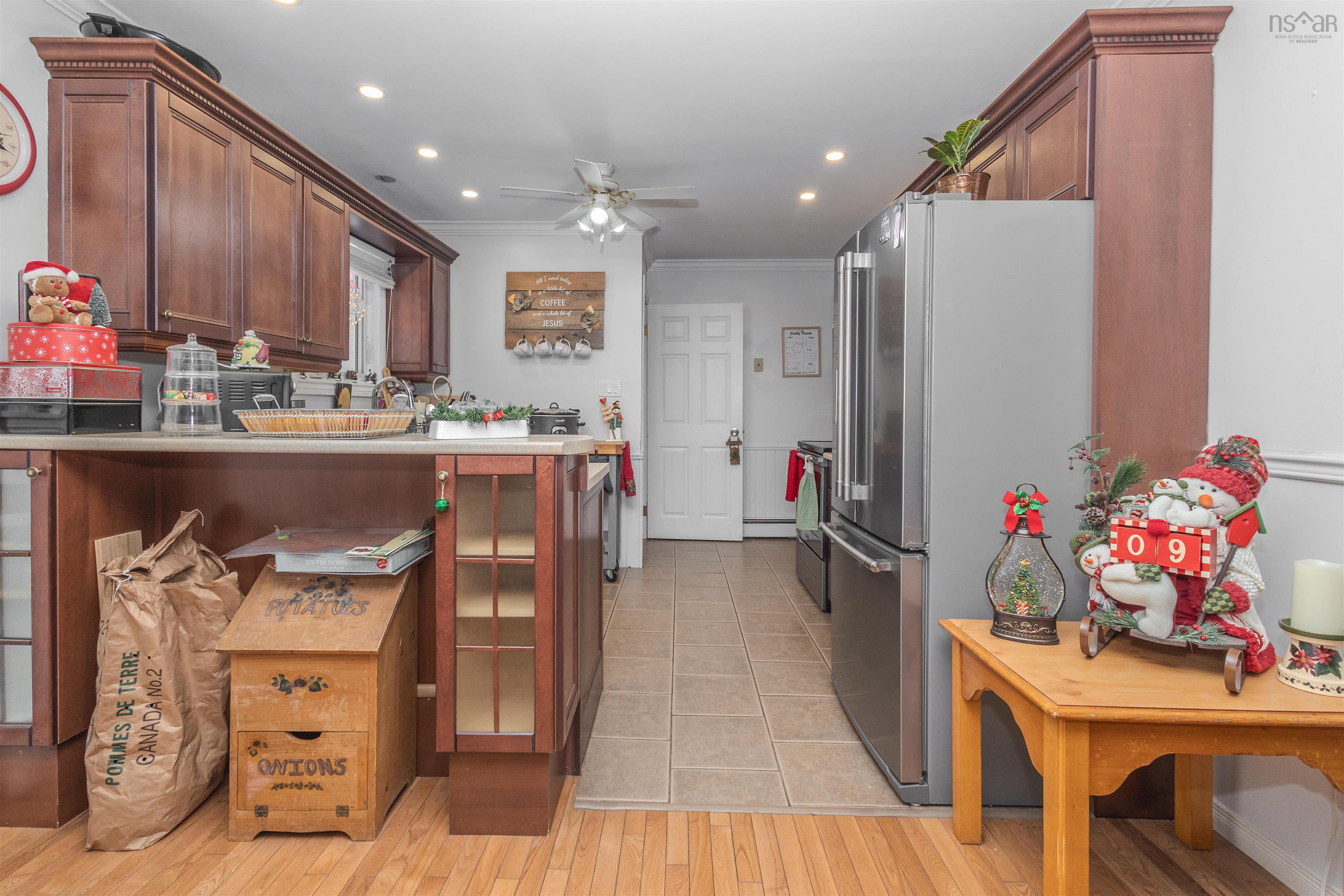 $325,000.00: 112 South Street, Glace Bay