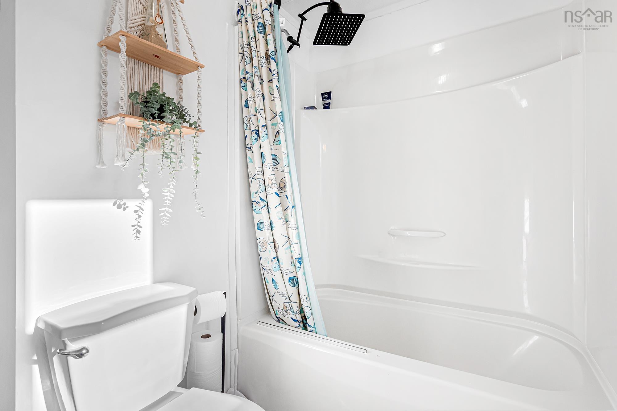 2 Cocoa Street, Dartmouth, NS (MLS 202529533)