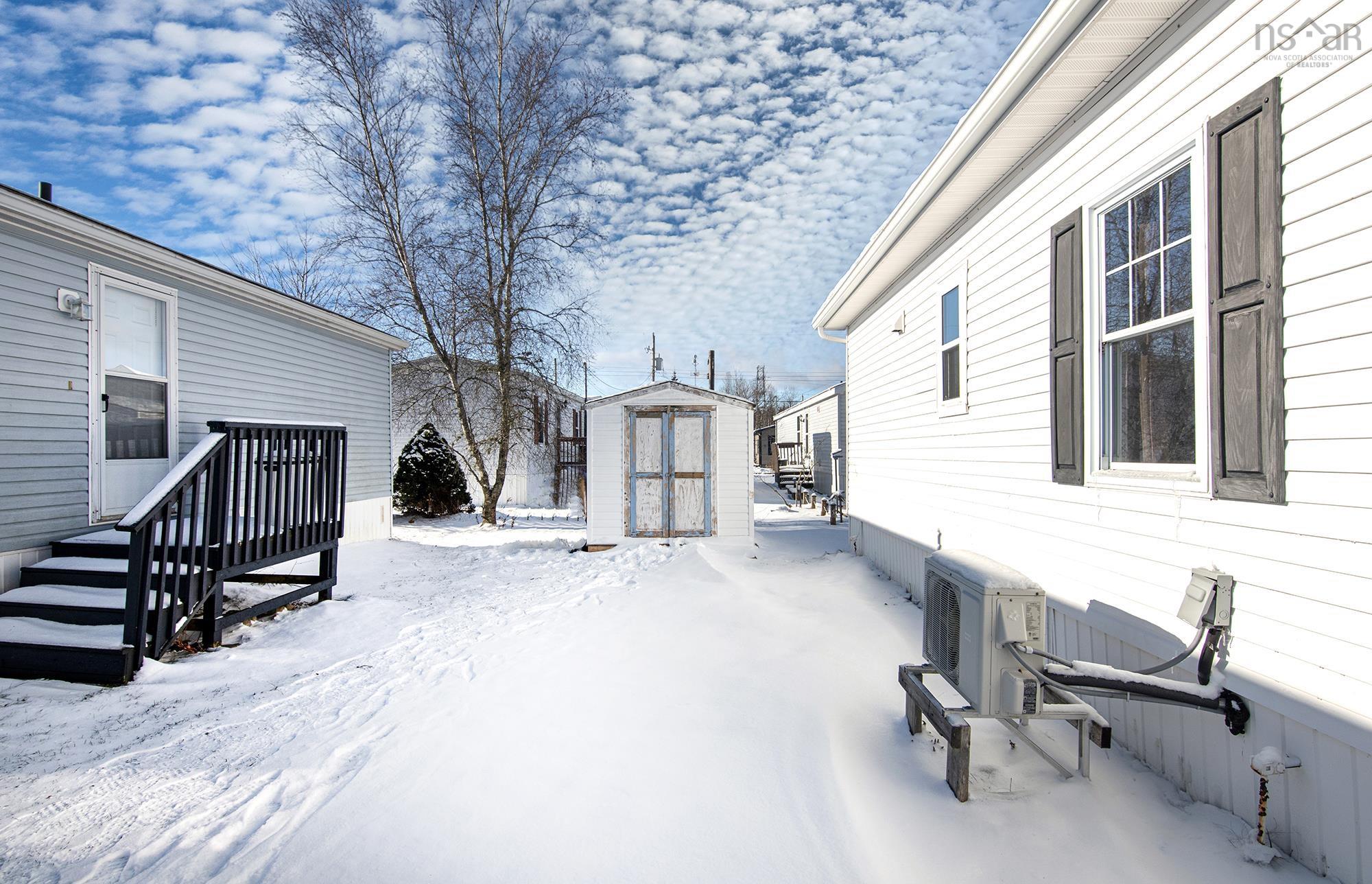 2 Cocoa Street, Dartmouth, NS (MLS 202529533)