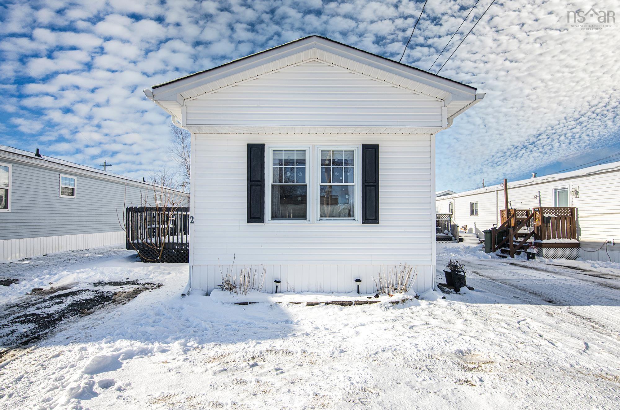 2 Cocoa Street, Dartmouth, NS (MLS 202529533)