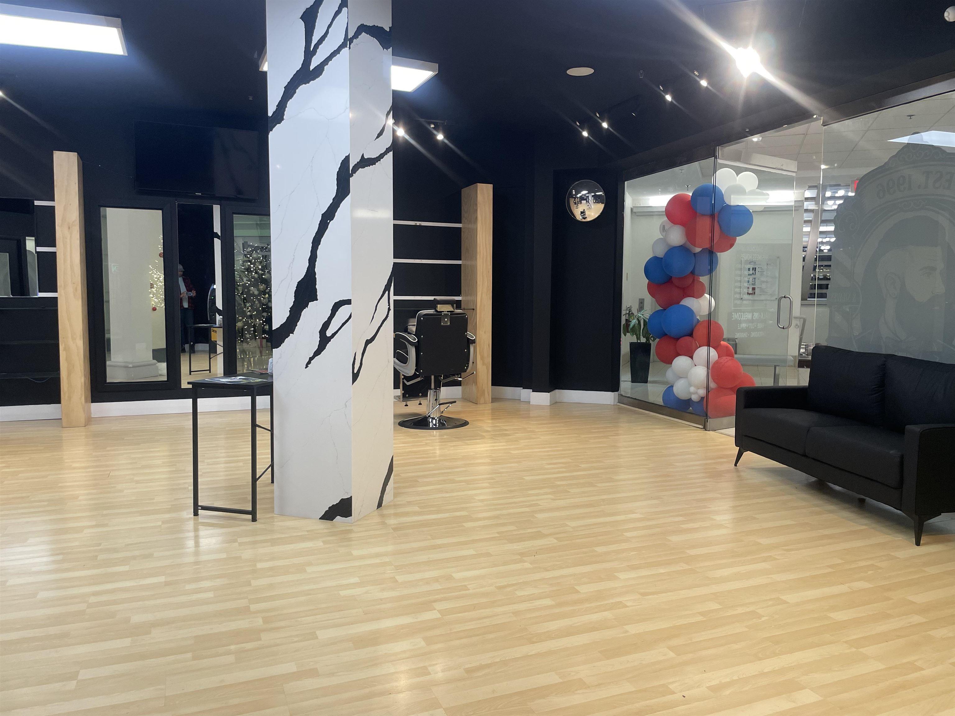 203 5640 Spring Garden Road, Halifax, NS (MLS 202529557)