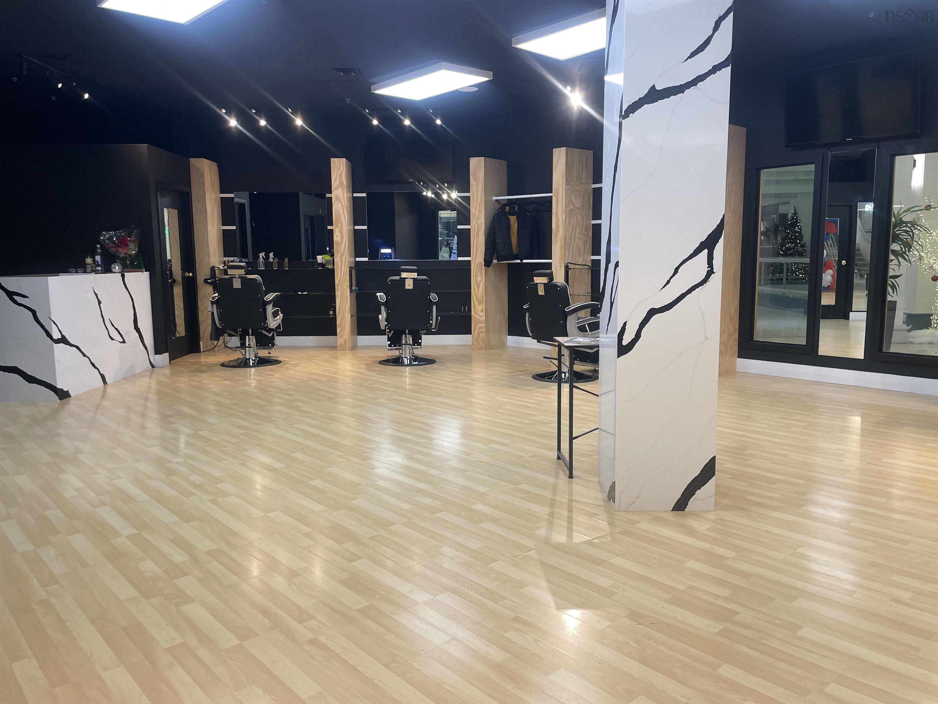 203 5640 Spring Garden Road, Halifax, NS (MLS 202529557)