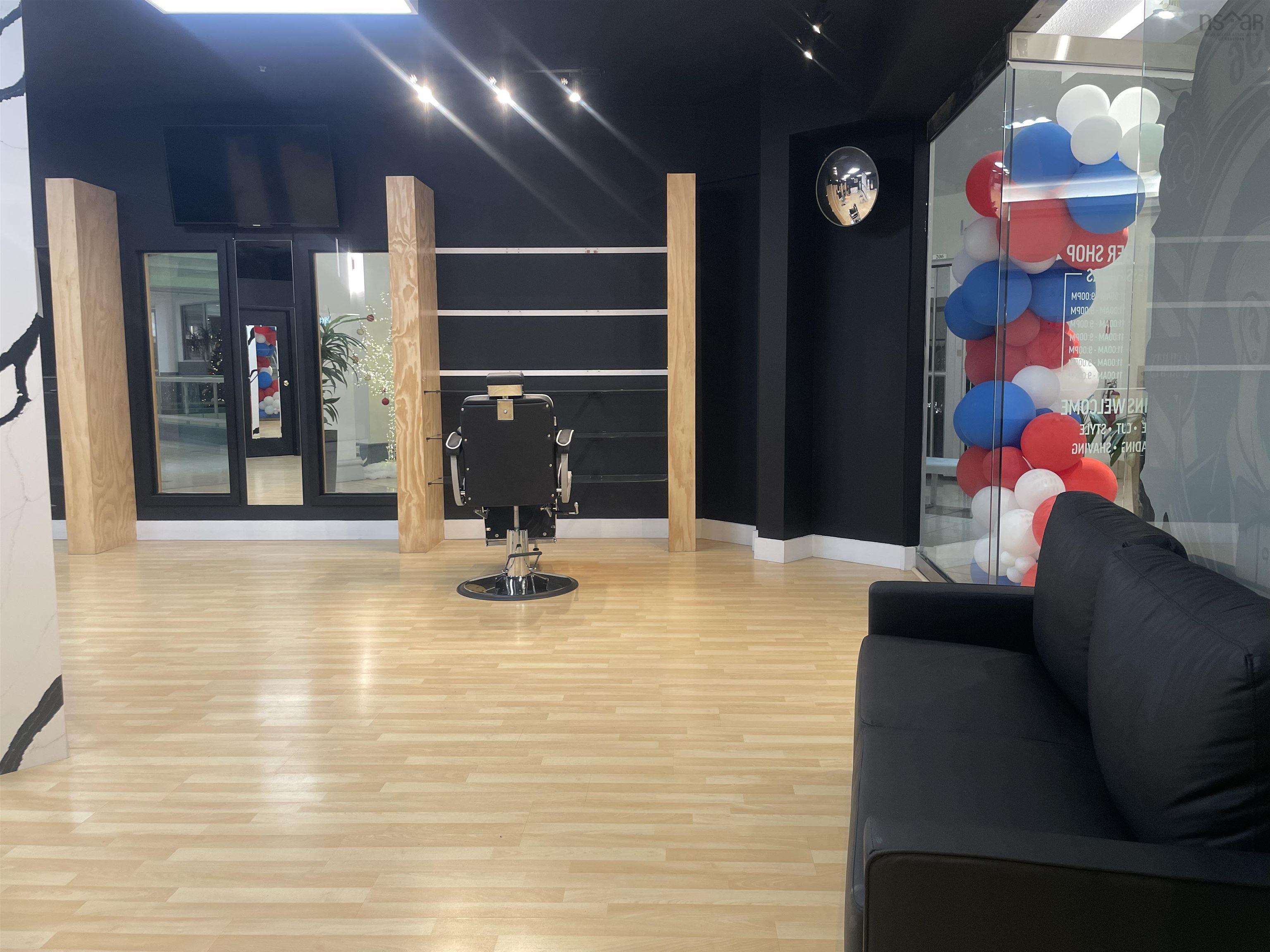 203 5640 Spring Garden Road, Halifax, NS (MLS 202529557)