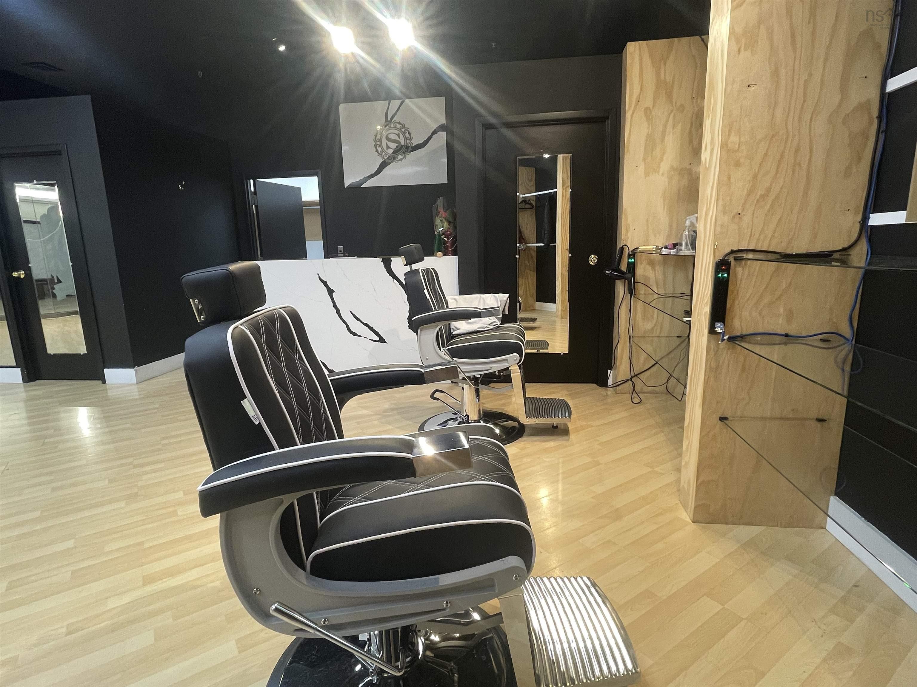 203 5640 Spring Garden Road, Halifax, NS (MLS 202529557)