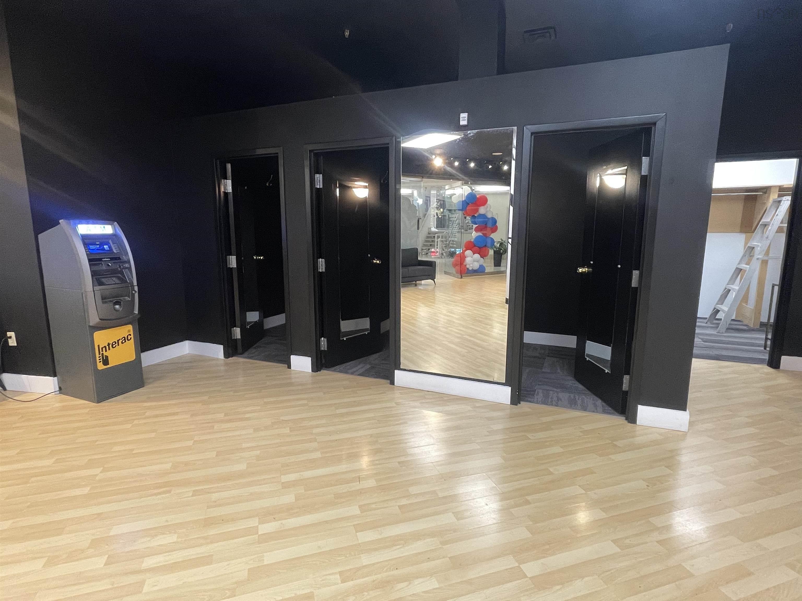 203 5640 Spring Garden Road, Halifax, NS (MLS 202529557)