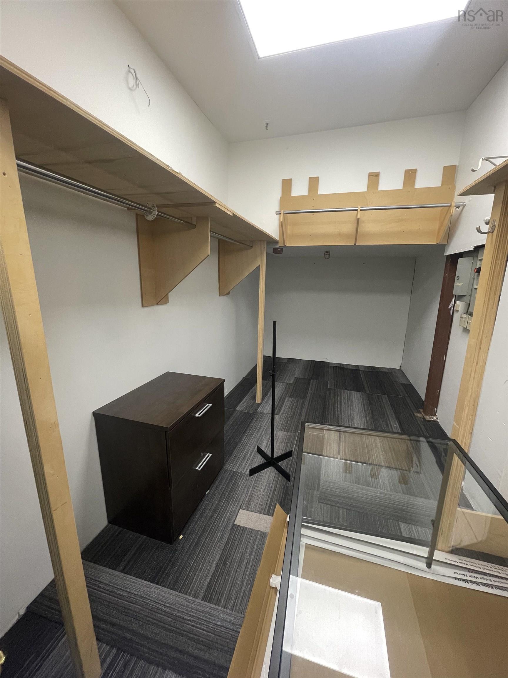 203 5640 Spring Garden Road, Halifax, NS (MLS 202529557)