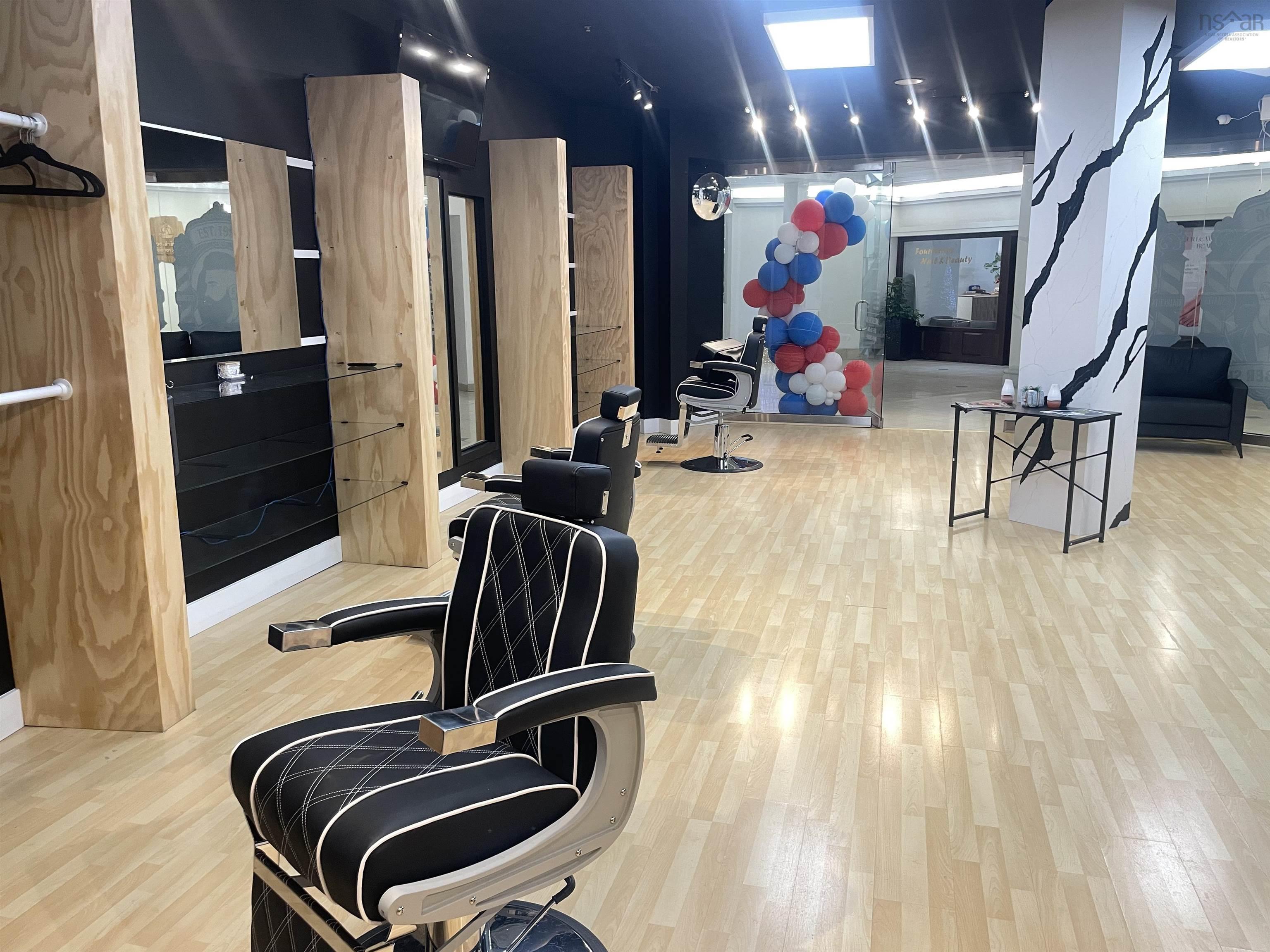 203 5640 Spring Garden Road, Halifax, NS (MLS 202529557)