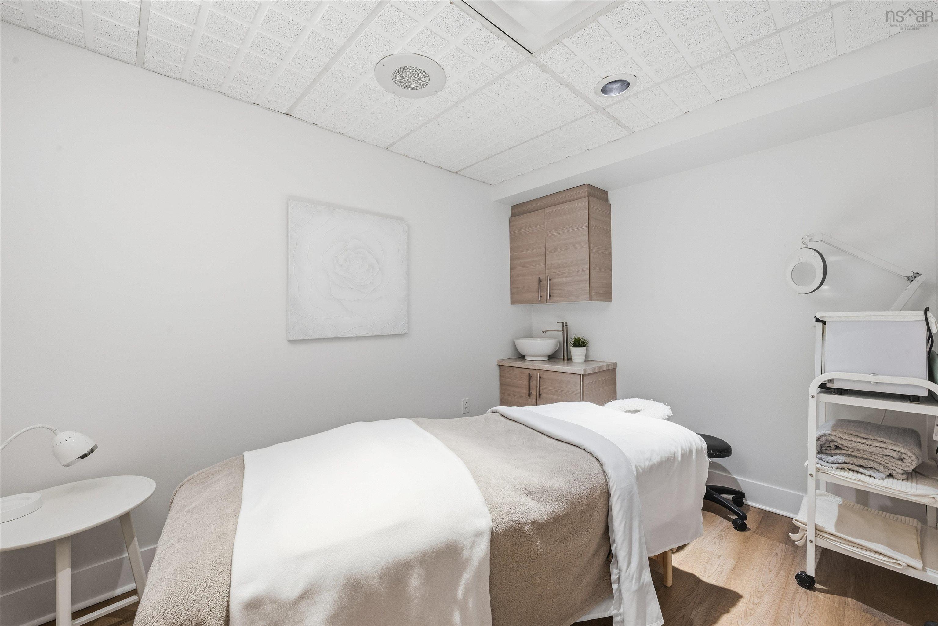 $1,875,000.00: 1405 Bedford Highway, Halifax