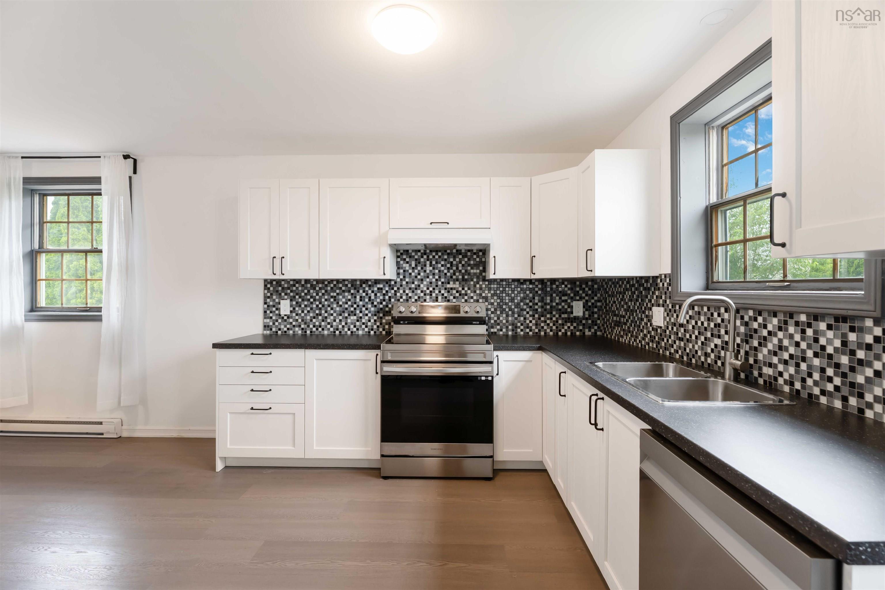 $499,000.00: 92 Apple Tree Lane, Kentville