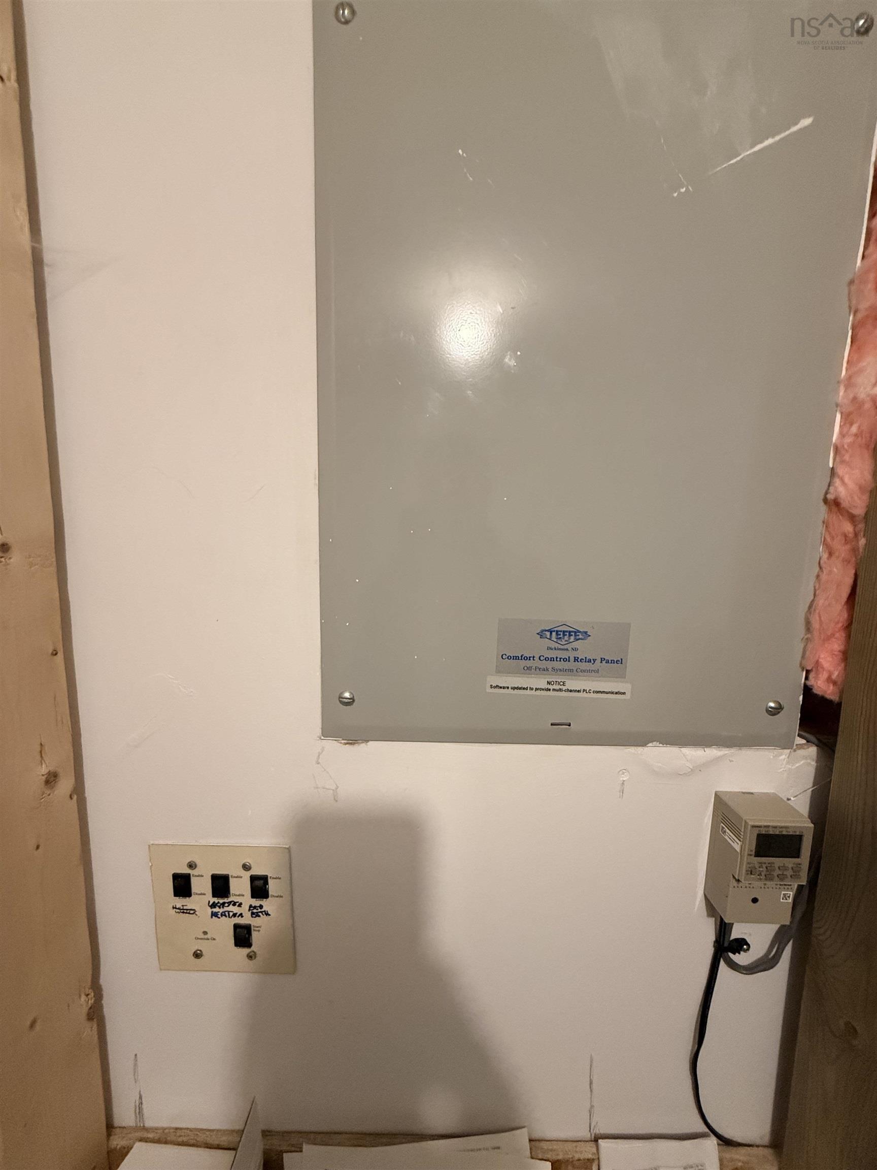 $320,000.00: 87 Murphy Road, Westmount