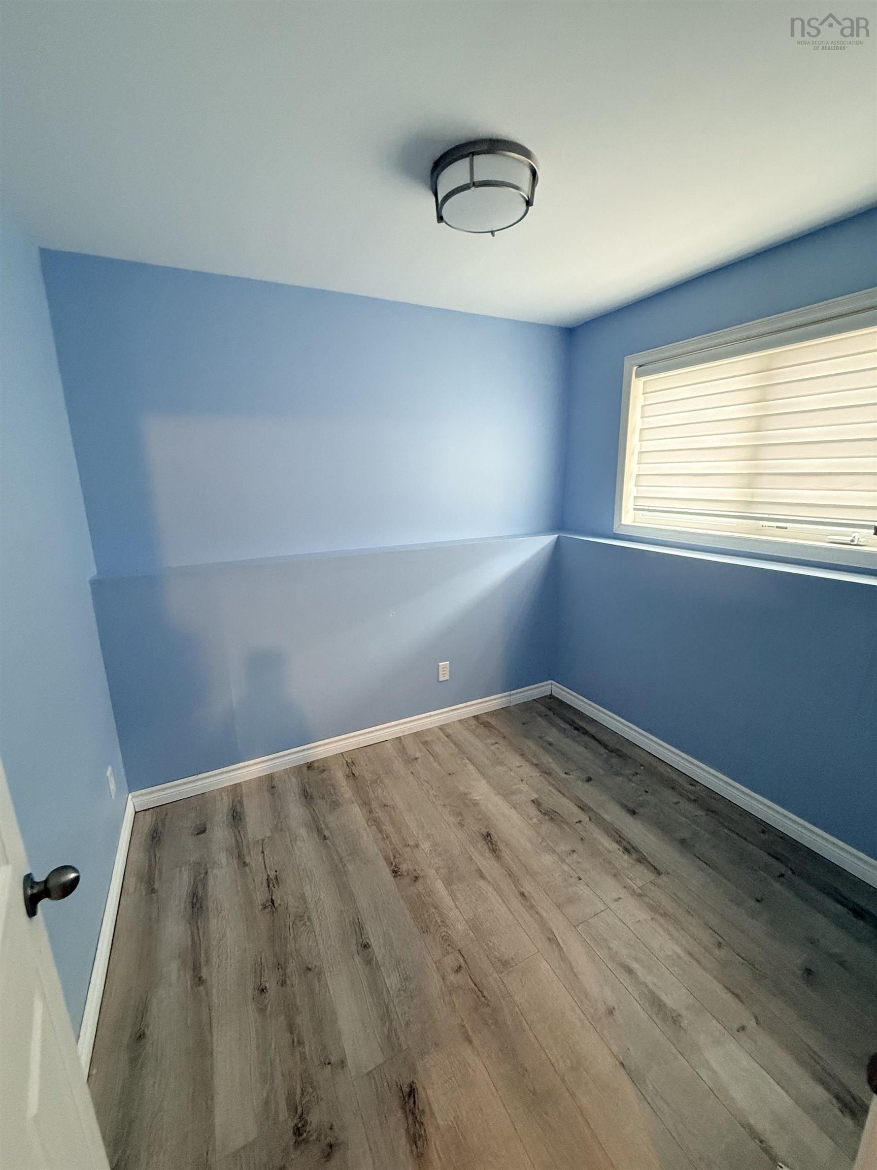 $320,000.00: 87 Murphy Road, Westmount