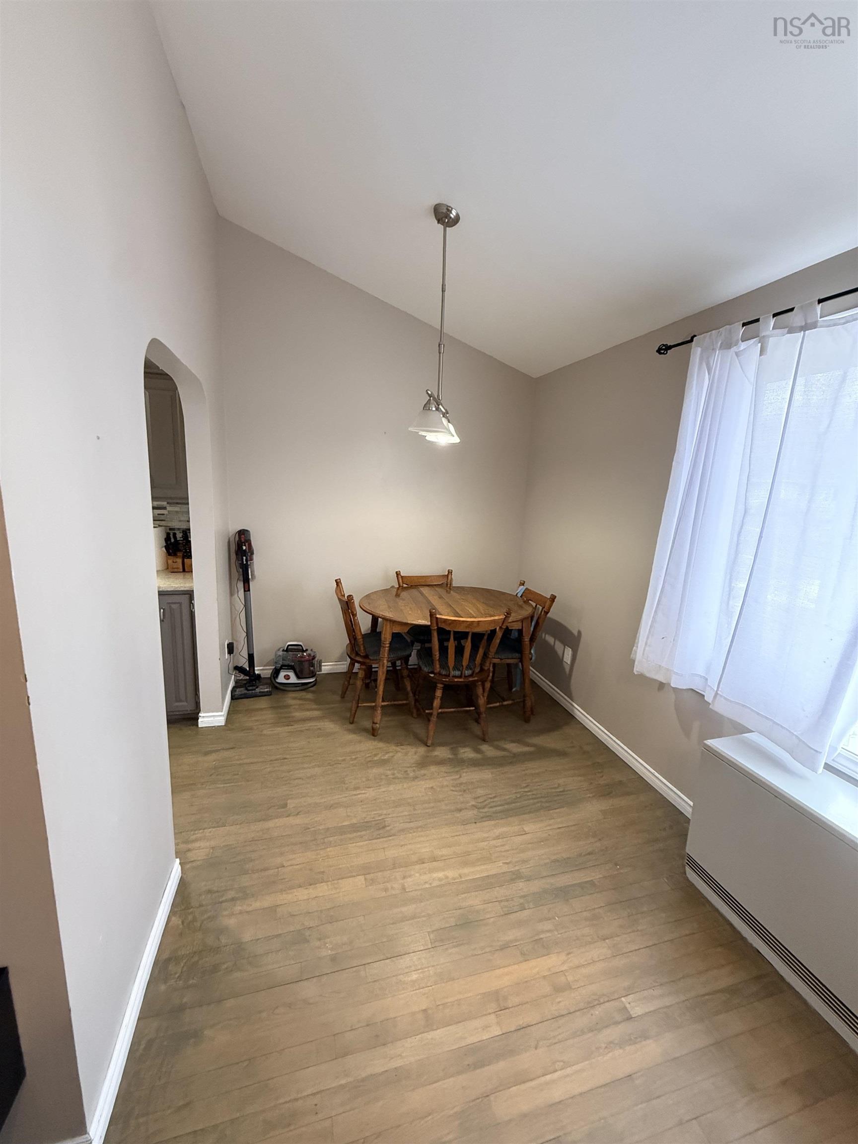 $320,000.00: 87 Murphy Road, Westmount