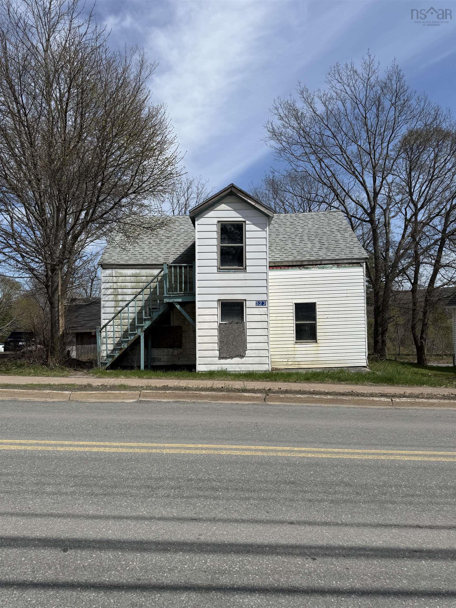 $79,900.00: 323 South Foord Street, Stellarton