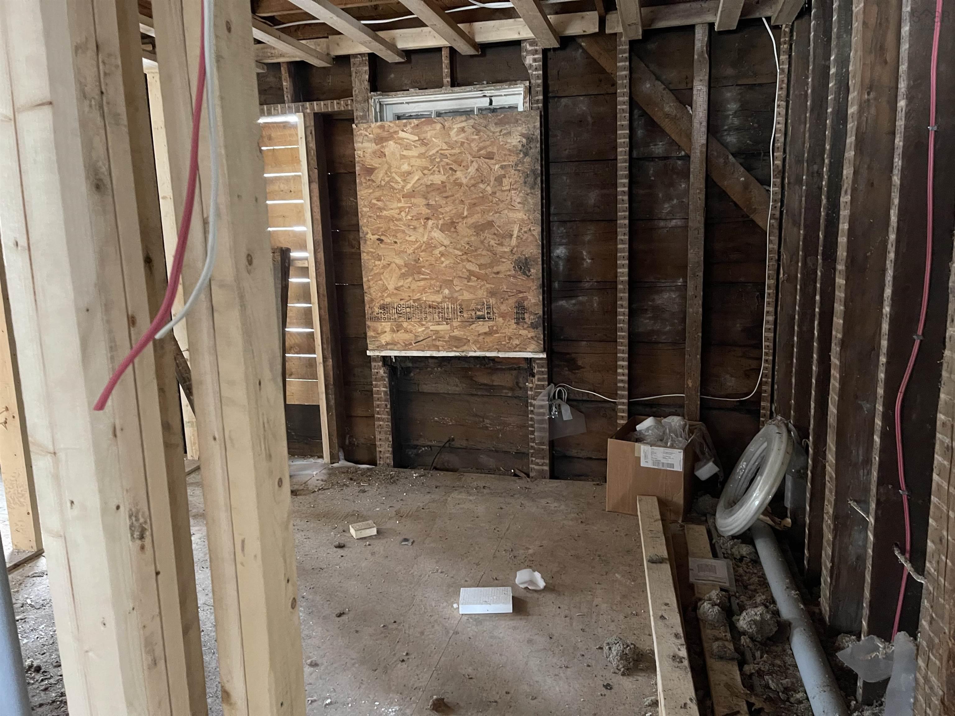 $79,900.00: 323 South Foord Street, Stellarton