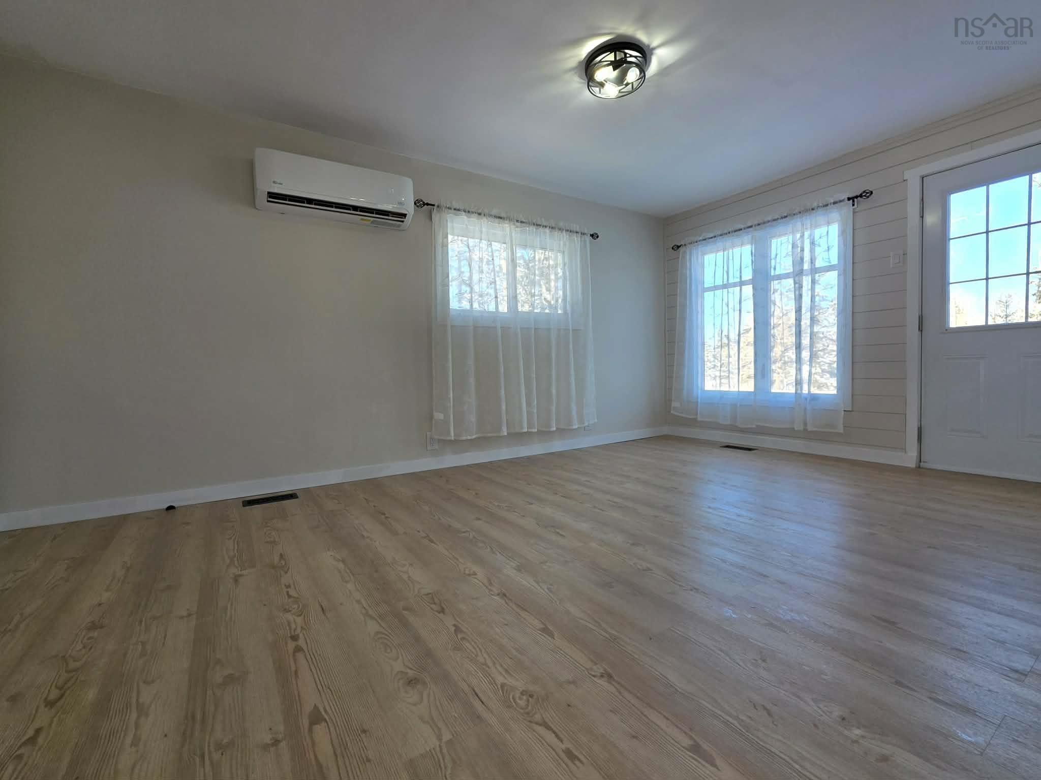 $299,900.00: 156 Greenfield Road, Murray Siding