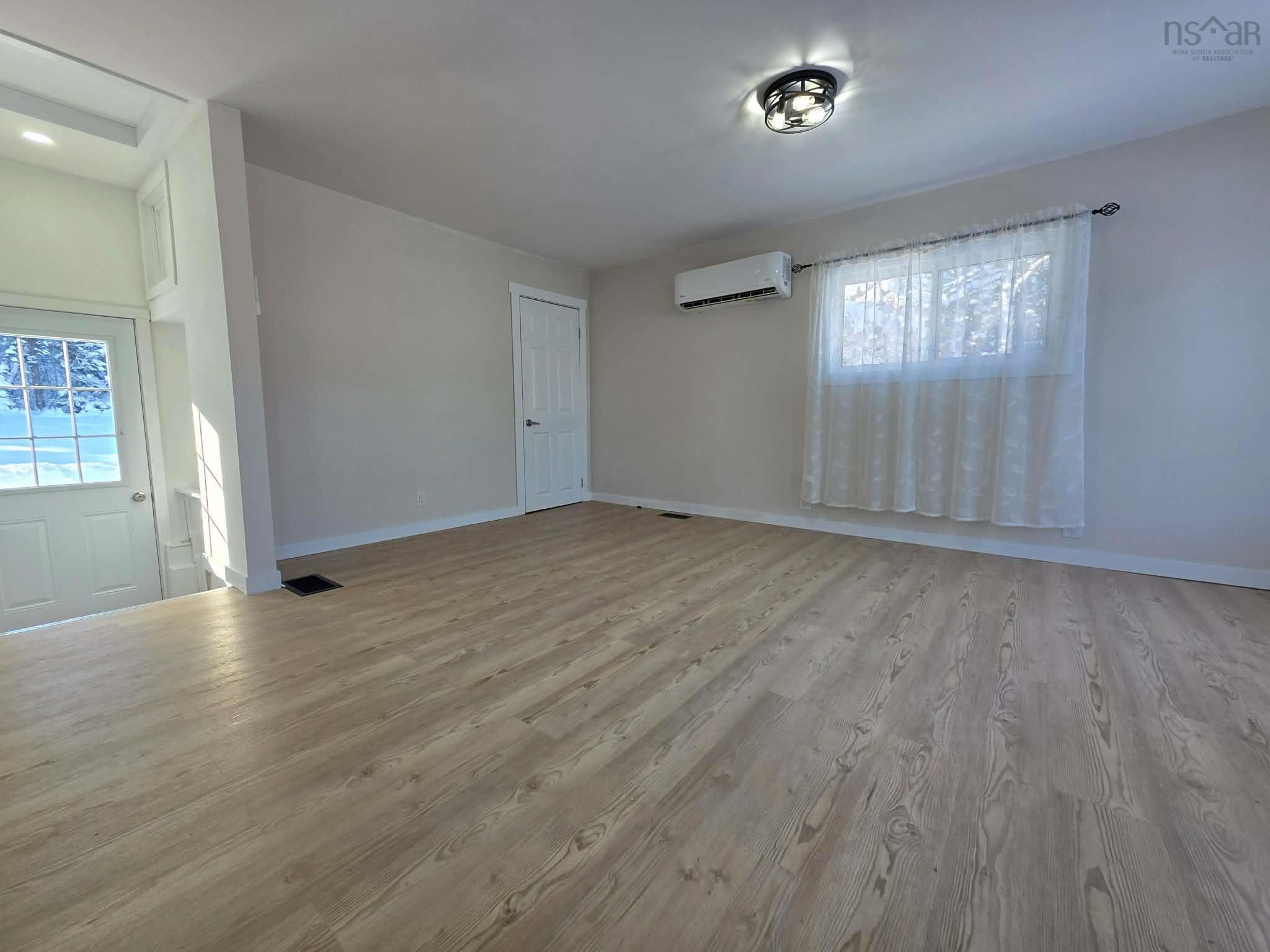 $299,900.00: 156 Greenfield Road, Murray Siding