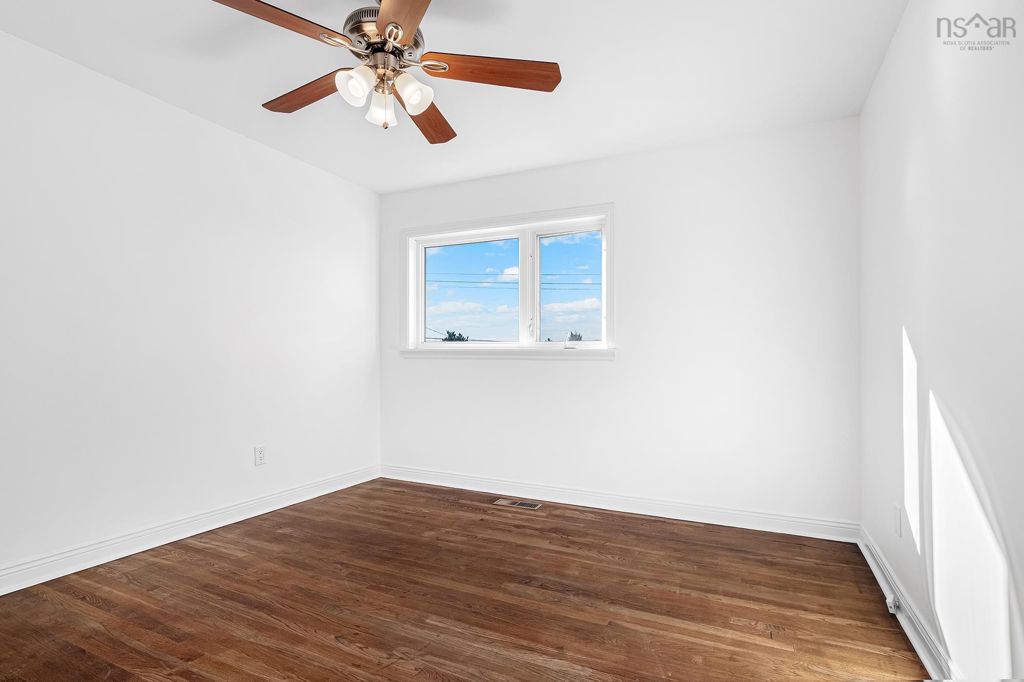 $584,900.00: 55 Helene Avenue, Dartmouth