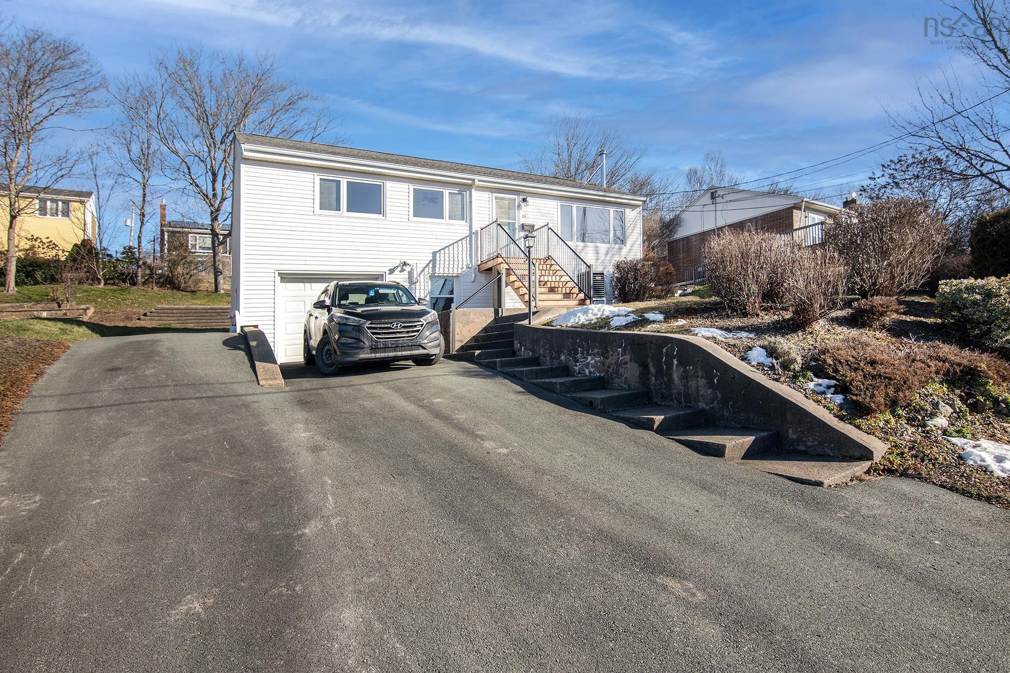 $584,900.00: 55 Helene Avenue, Dartmouth