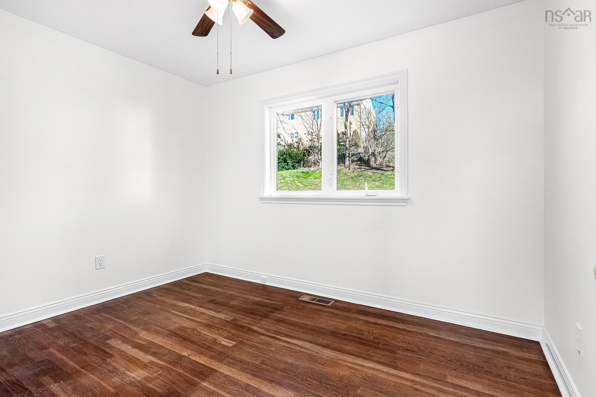 $584,900.00: 55 Helene Avenue, Dartmouth