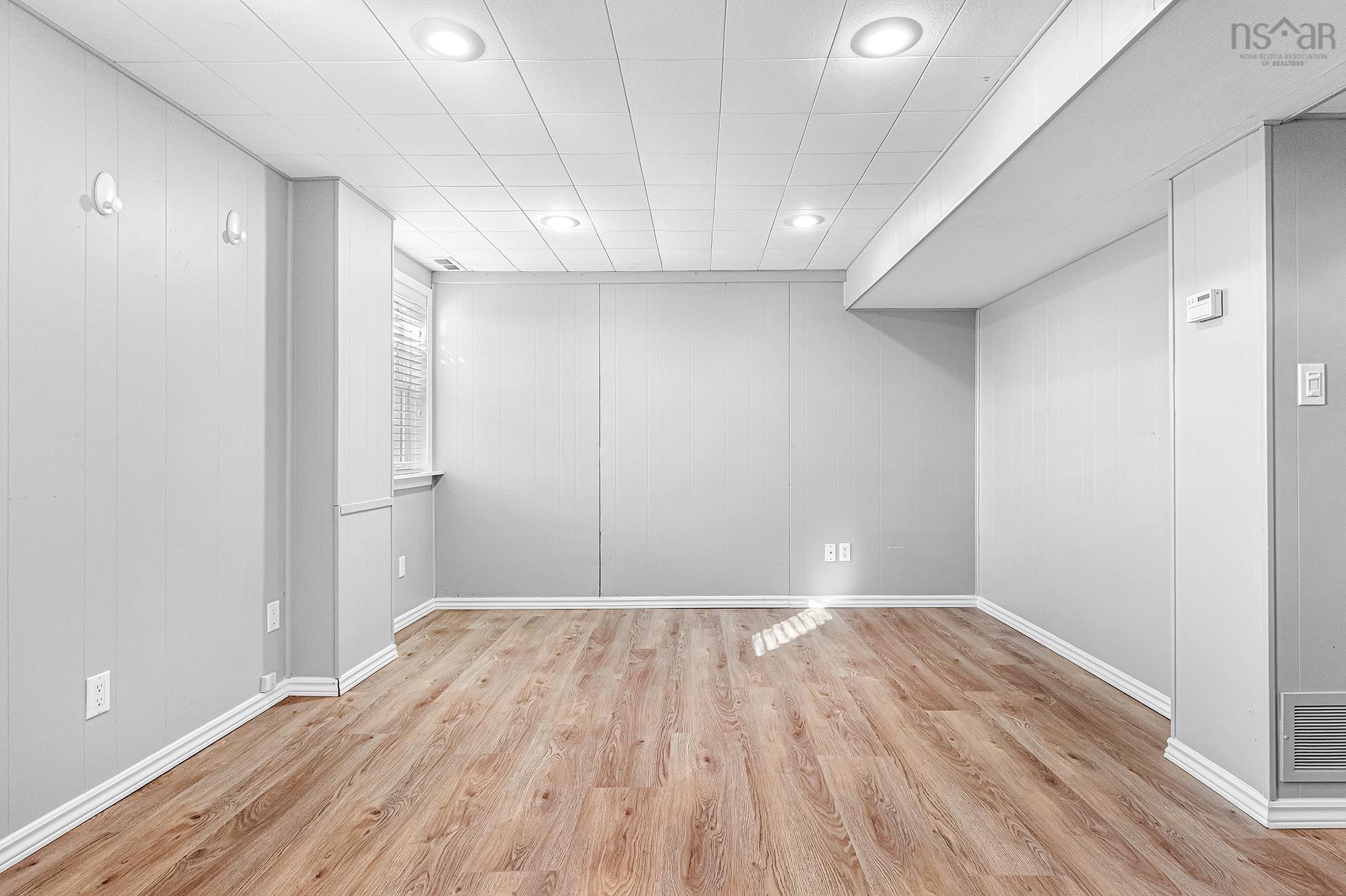 $584,900.00: 55 Helene Avenue, Dartmouth