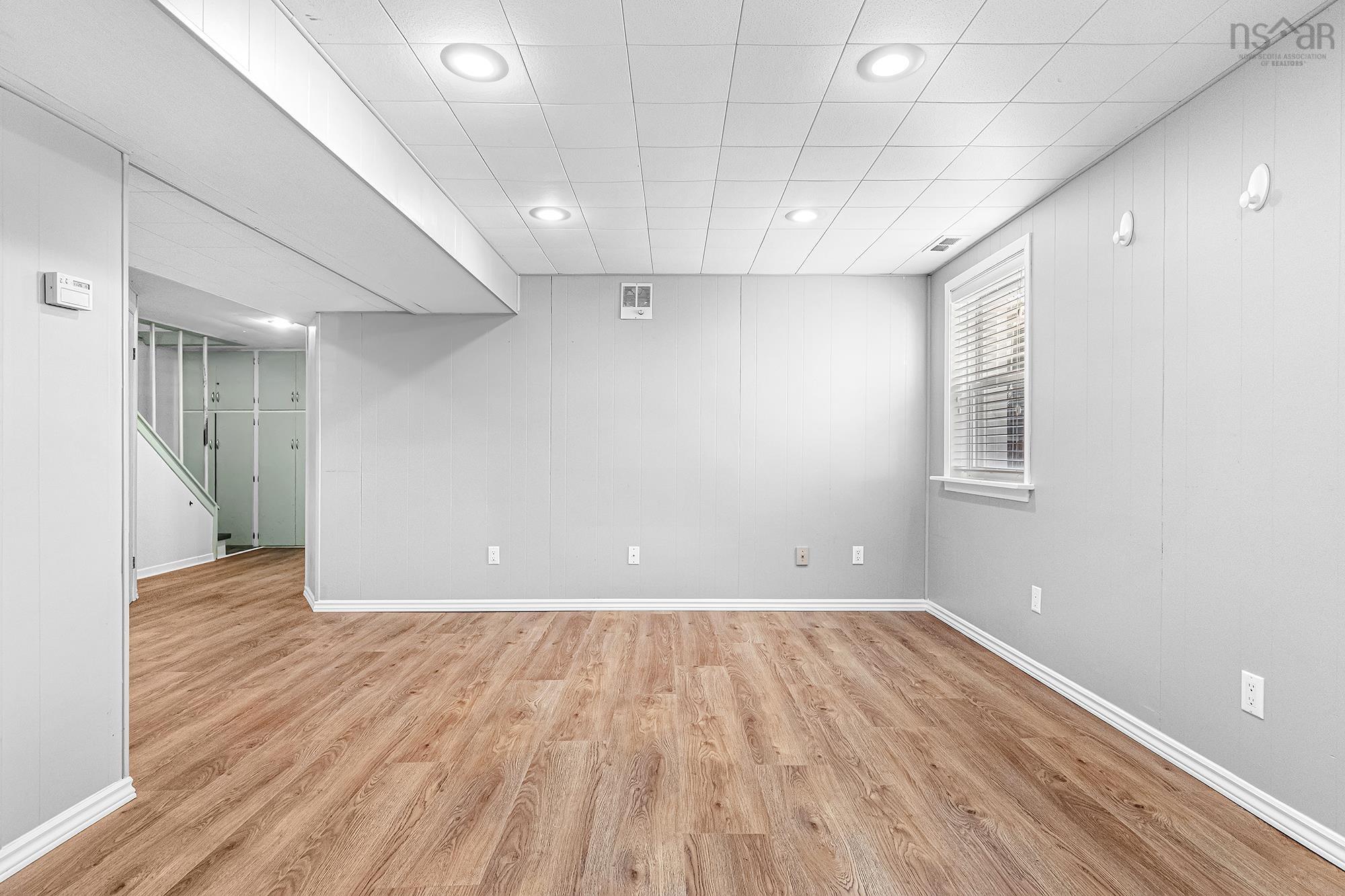 $584,900.00: 55 Helene Avenue, Dartmouth