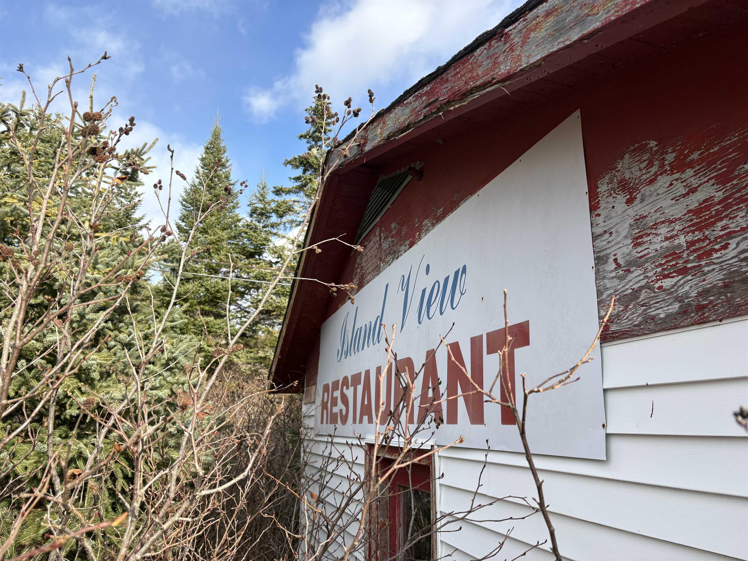 $20,000.00: 4749 Highway 7, Spanish Ship Bay