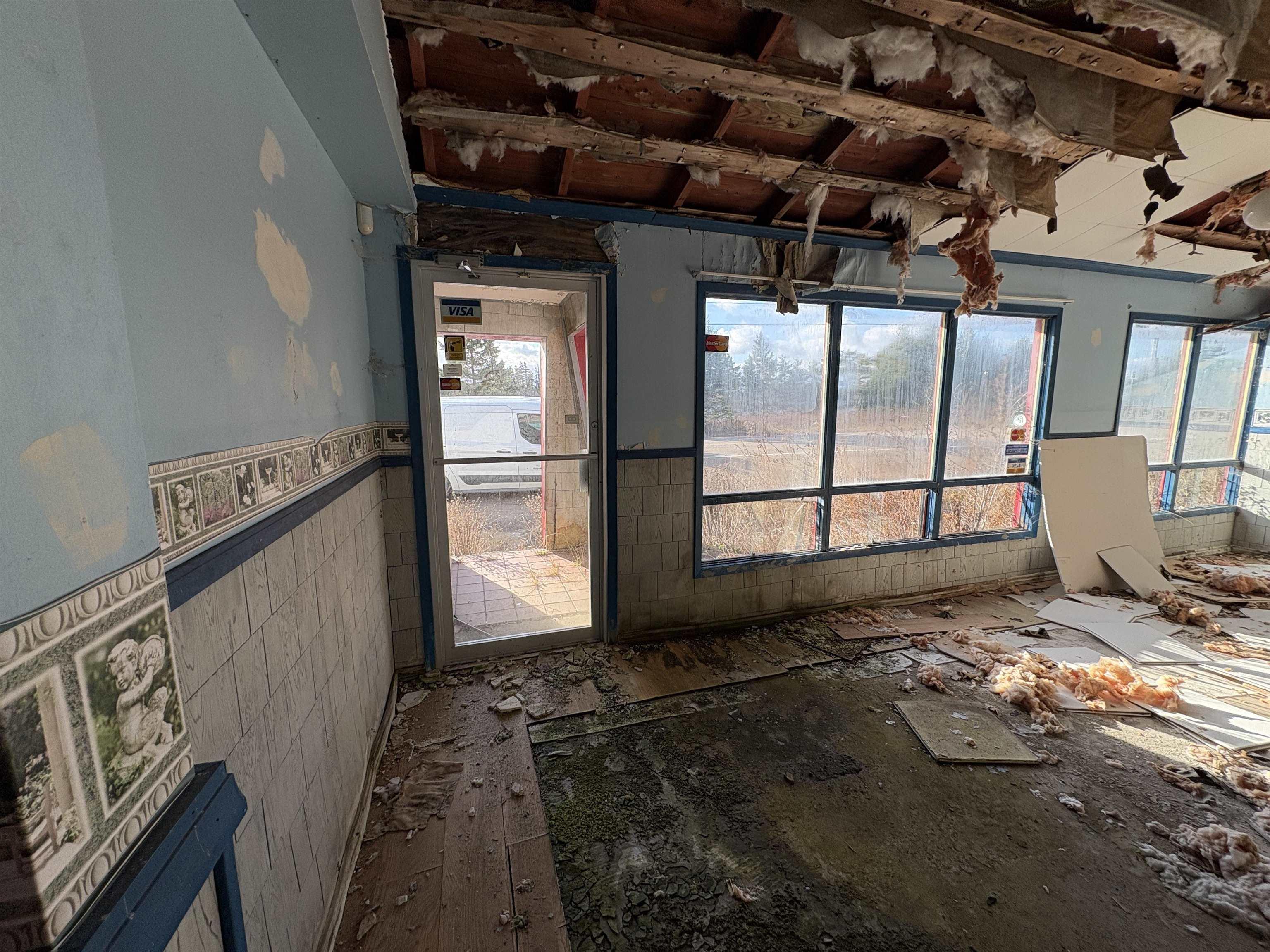 $20,000.00: 4749 Highway 7, Spanish Ship Bay