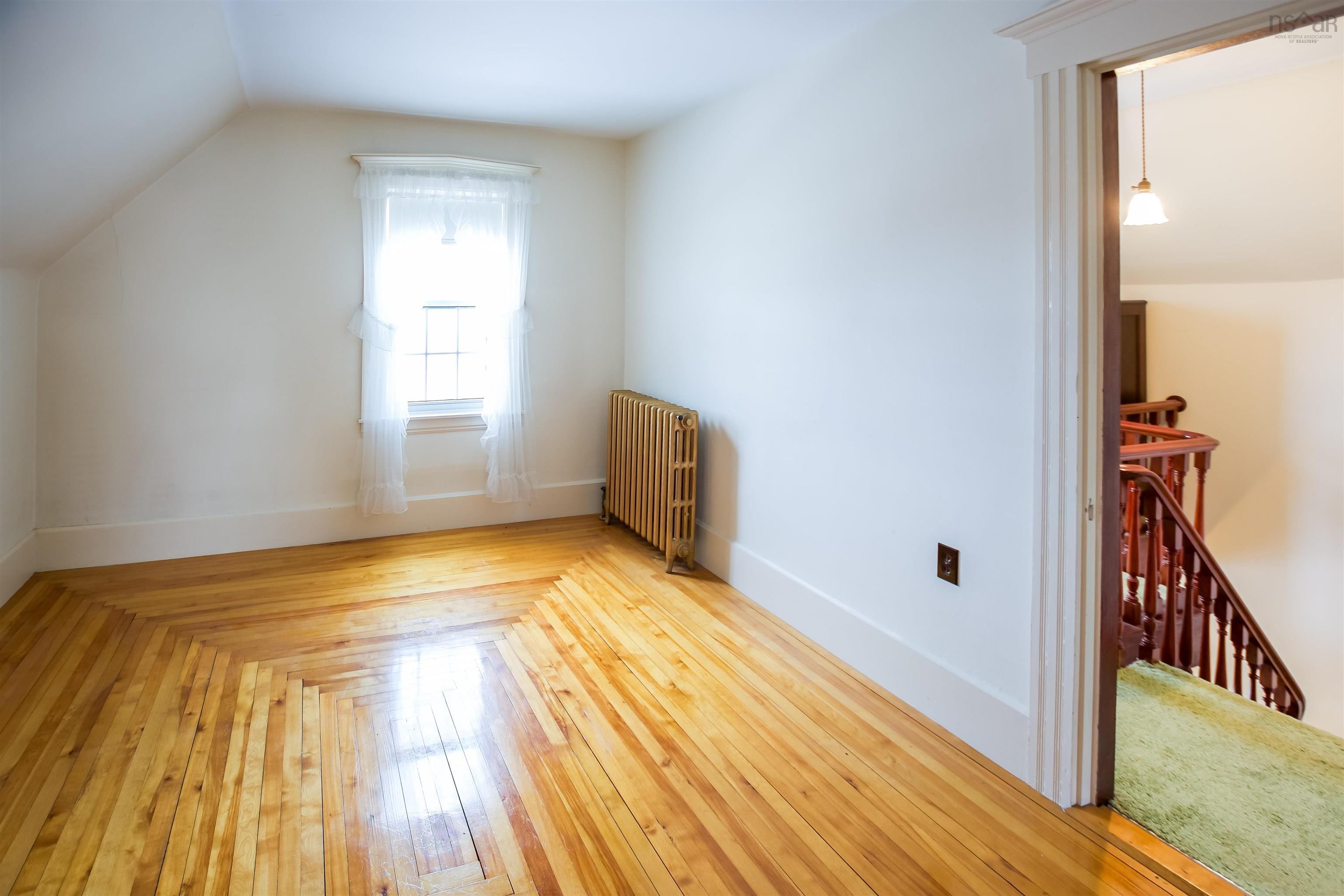 $297,500.00: 3152 Highway 1, Belliveaus Cove