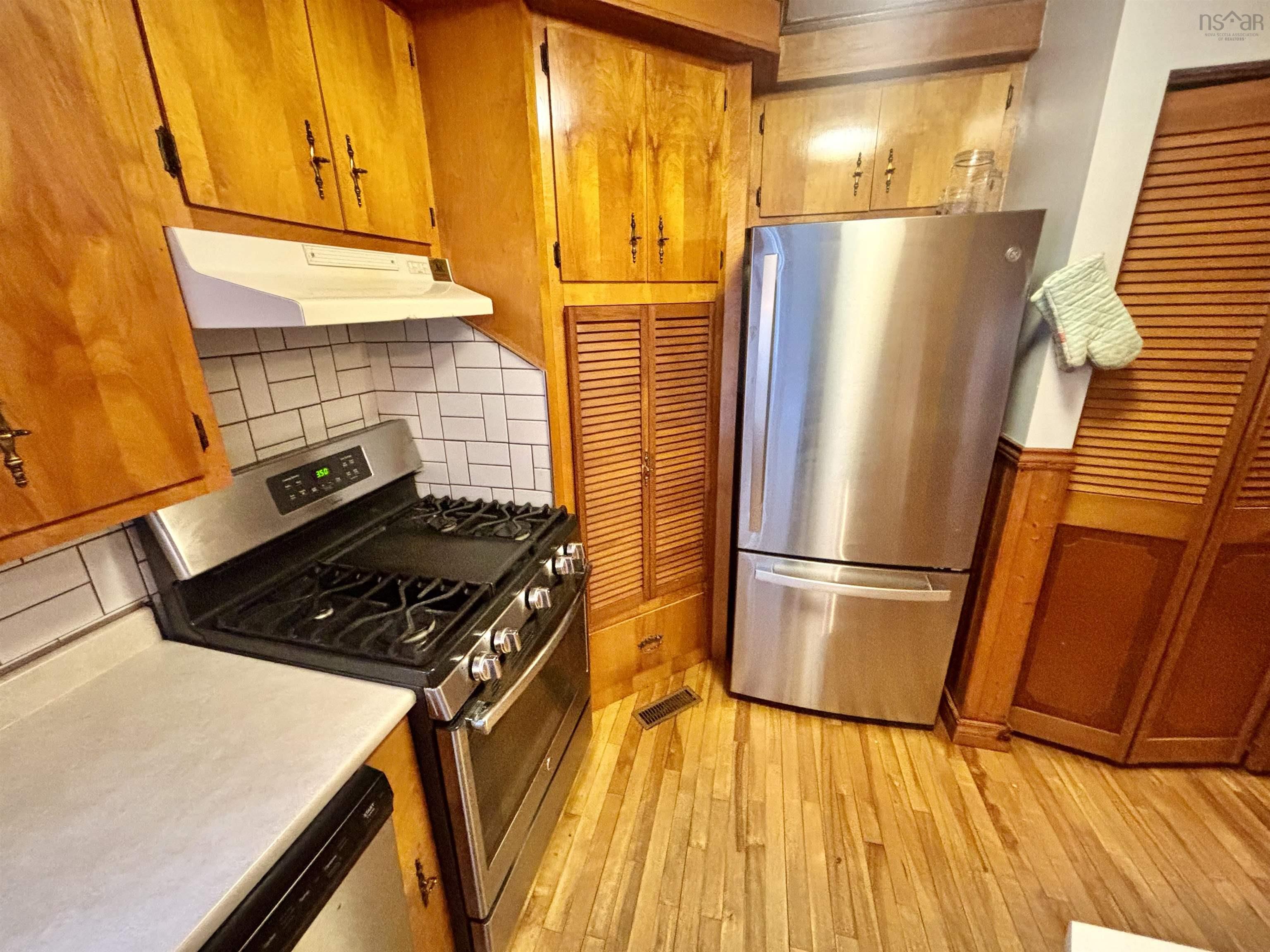 $379,900.00: 962 Highway 202, West Gore