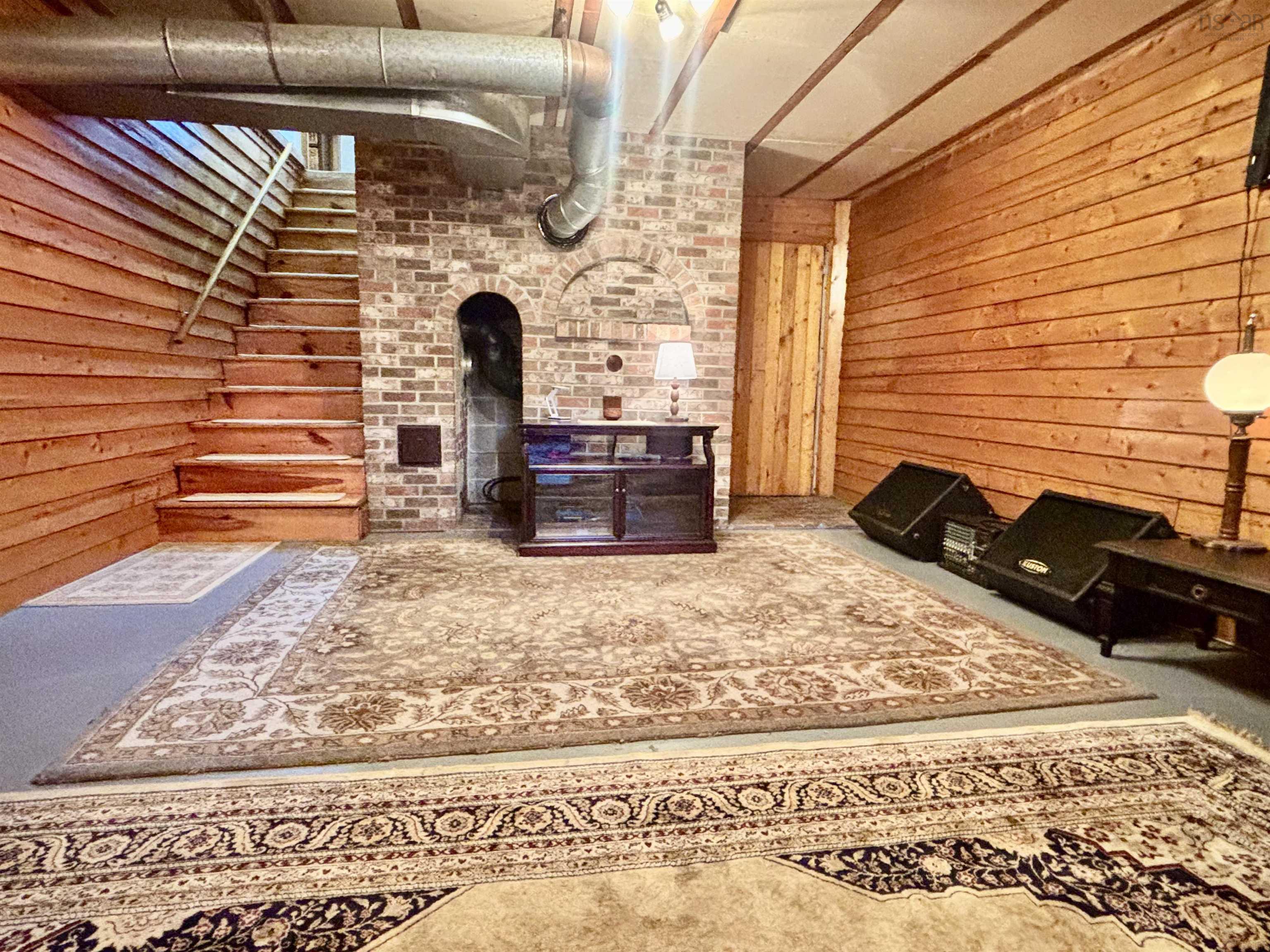 $379,900.00: 962 Highway 202, West Gore