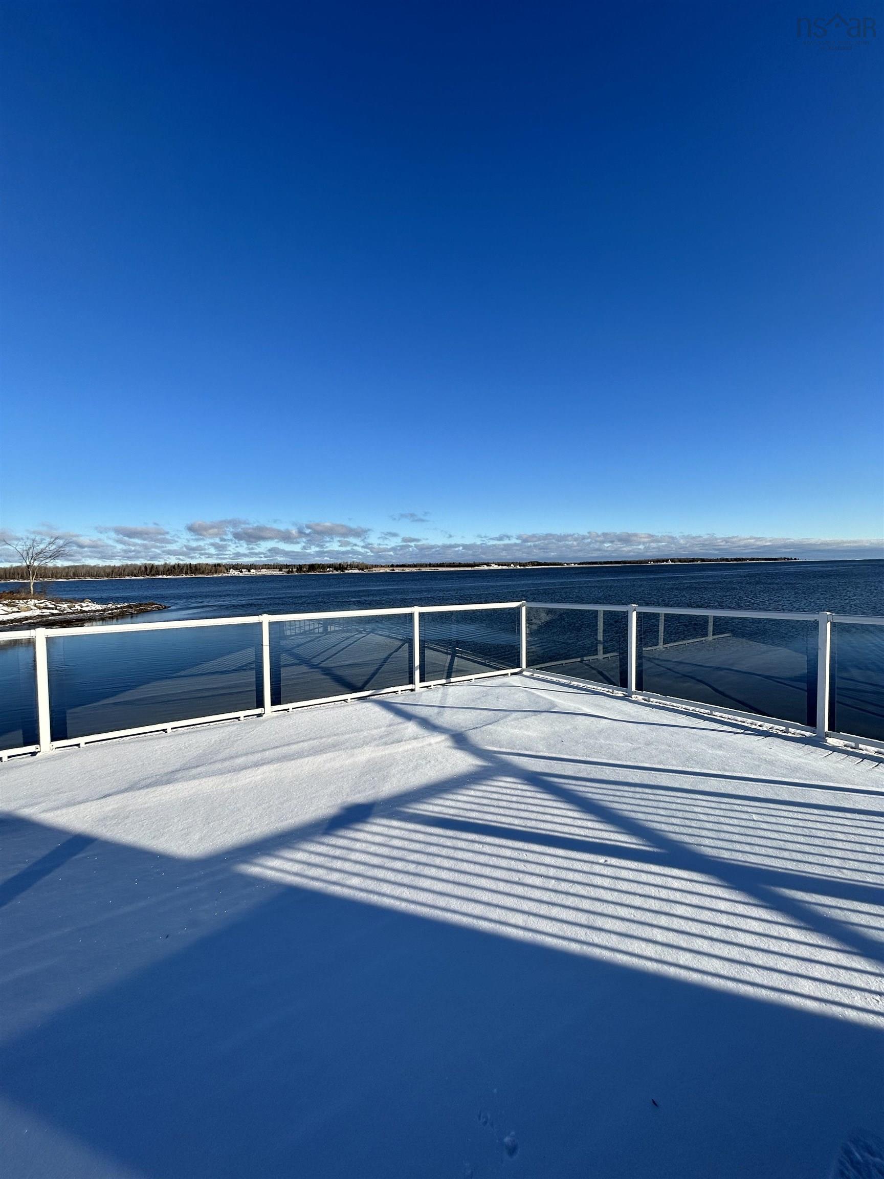 $750,000.00: 13953 Highway 6, Wallace