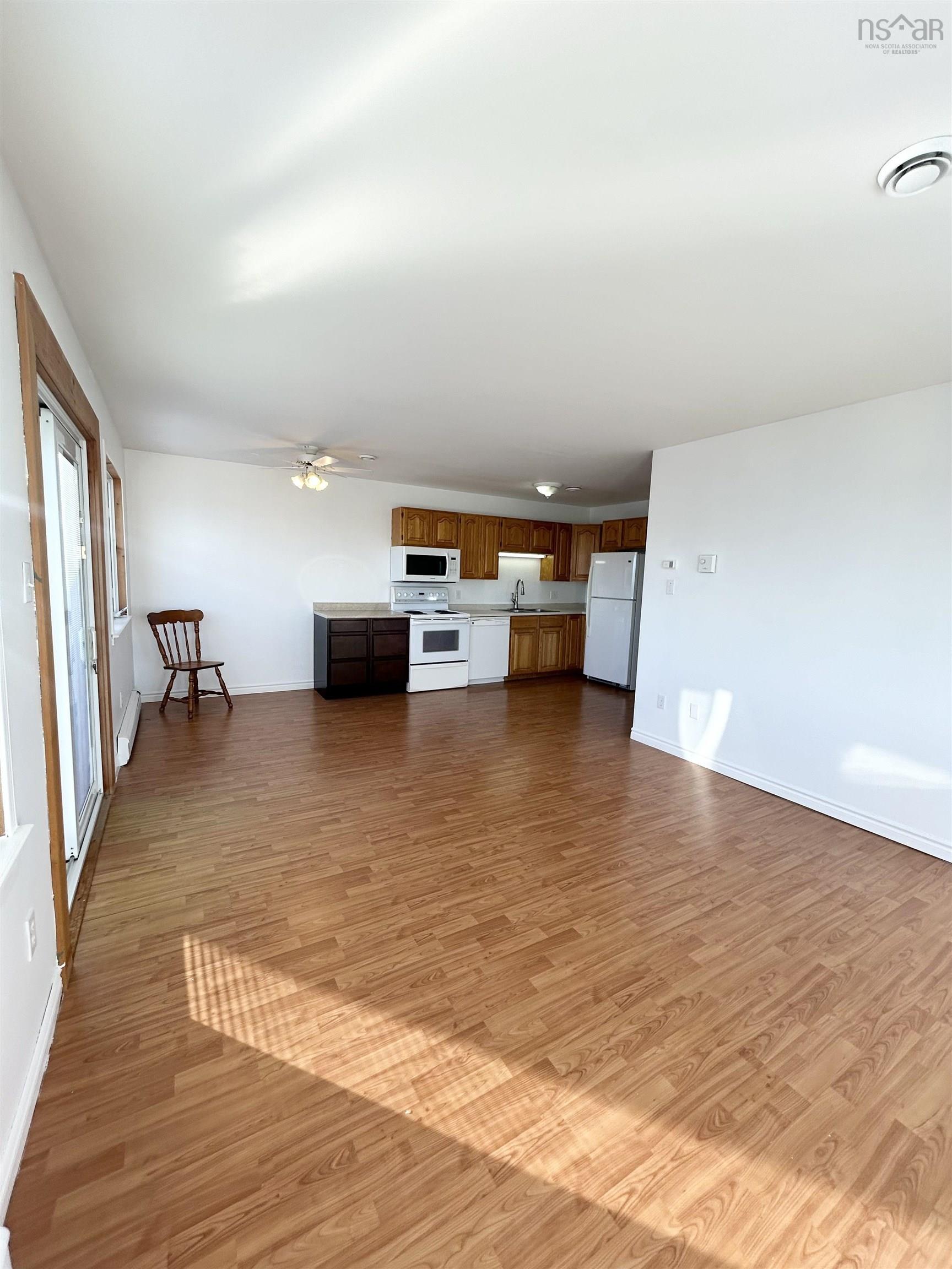 $750,000.00: 13953 Highway 6, Wallace