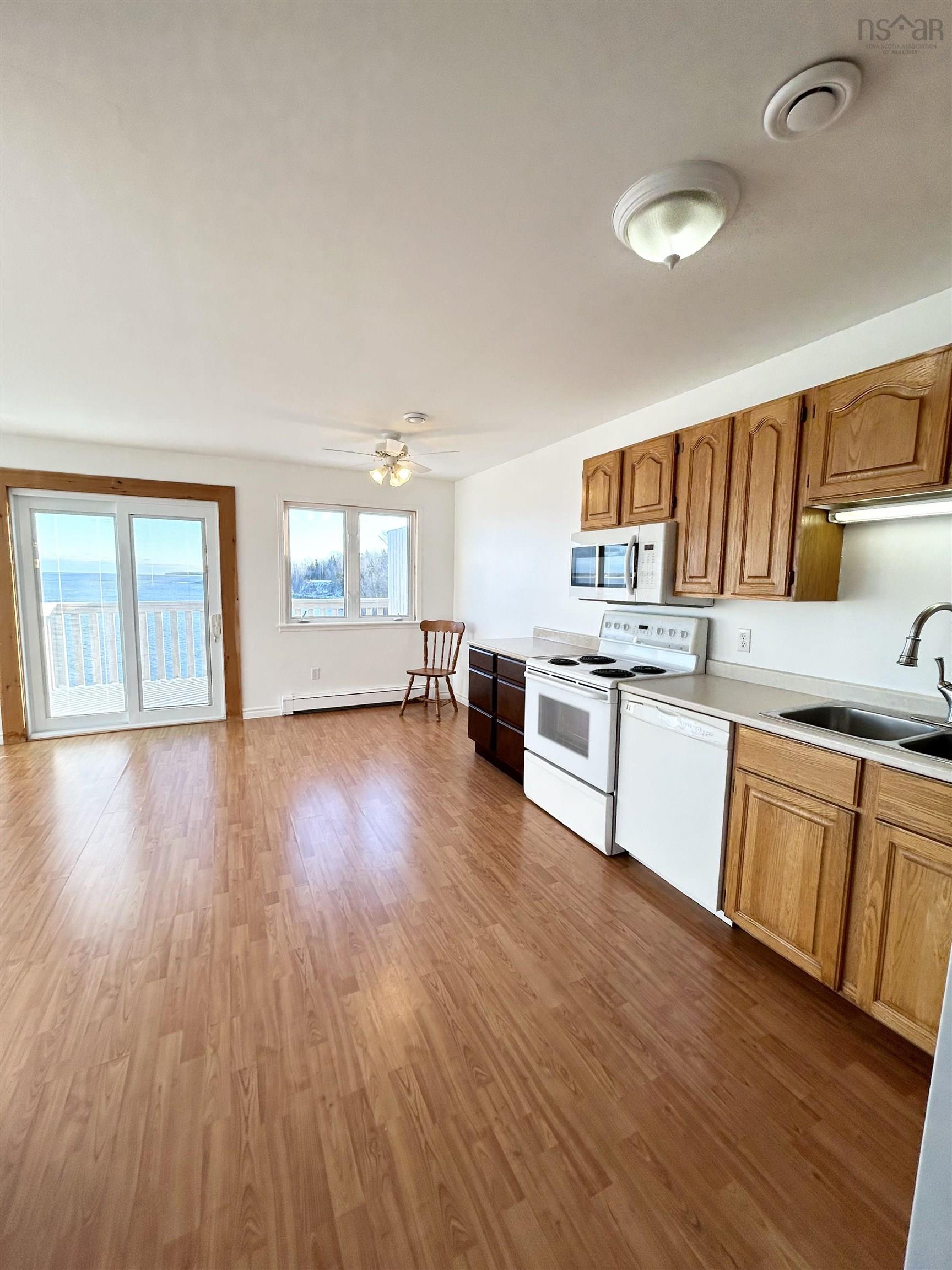 $750,000.00: 13953 Highway 6, Wallace