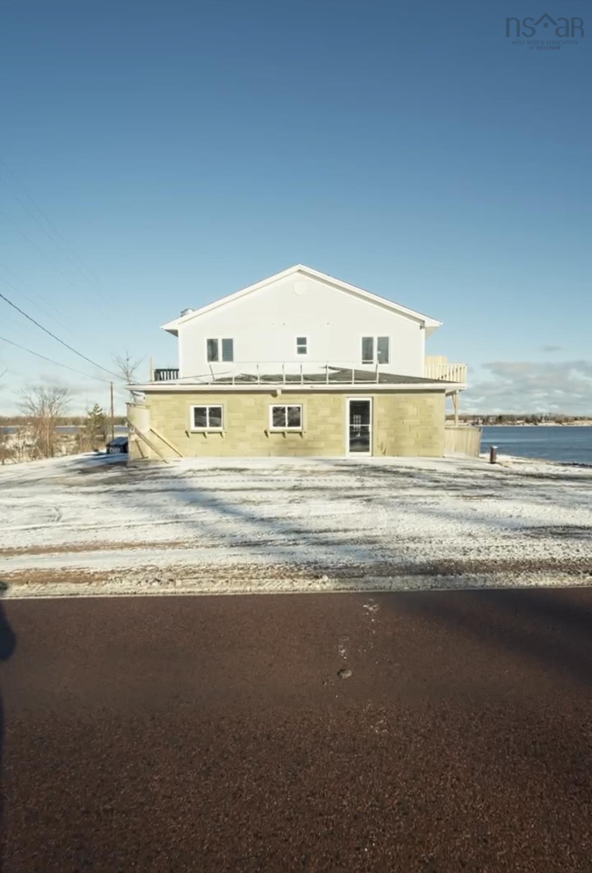 $750,000.00: 13953 Highway 6, Wallace