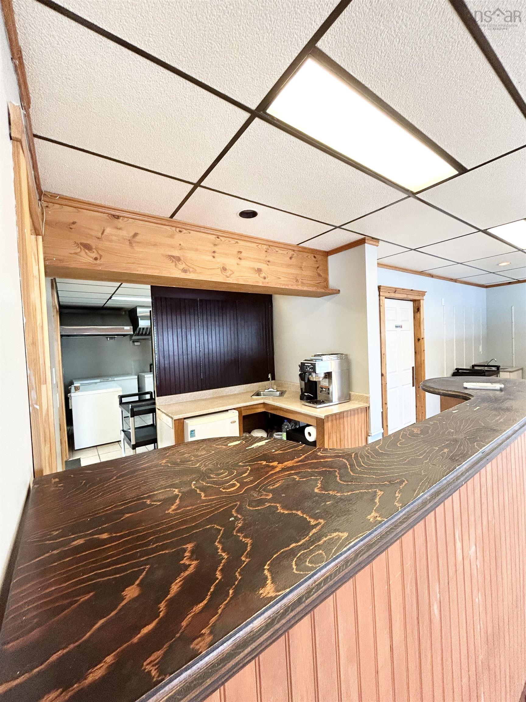 $750,000.00: 13953 Highway 6, Wallace