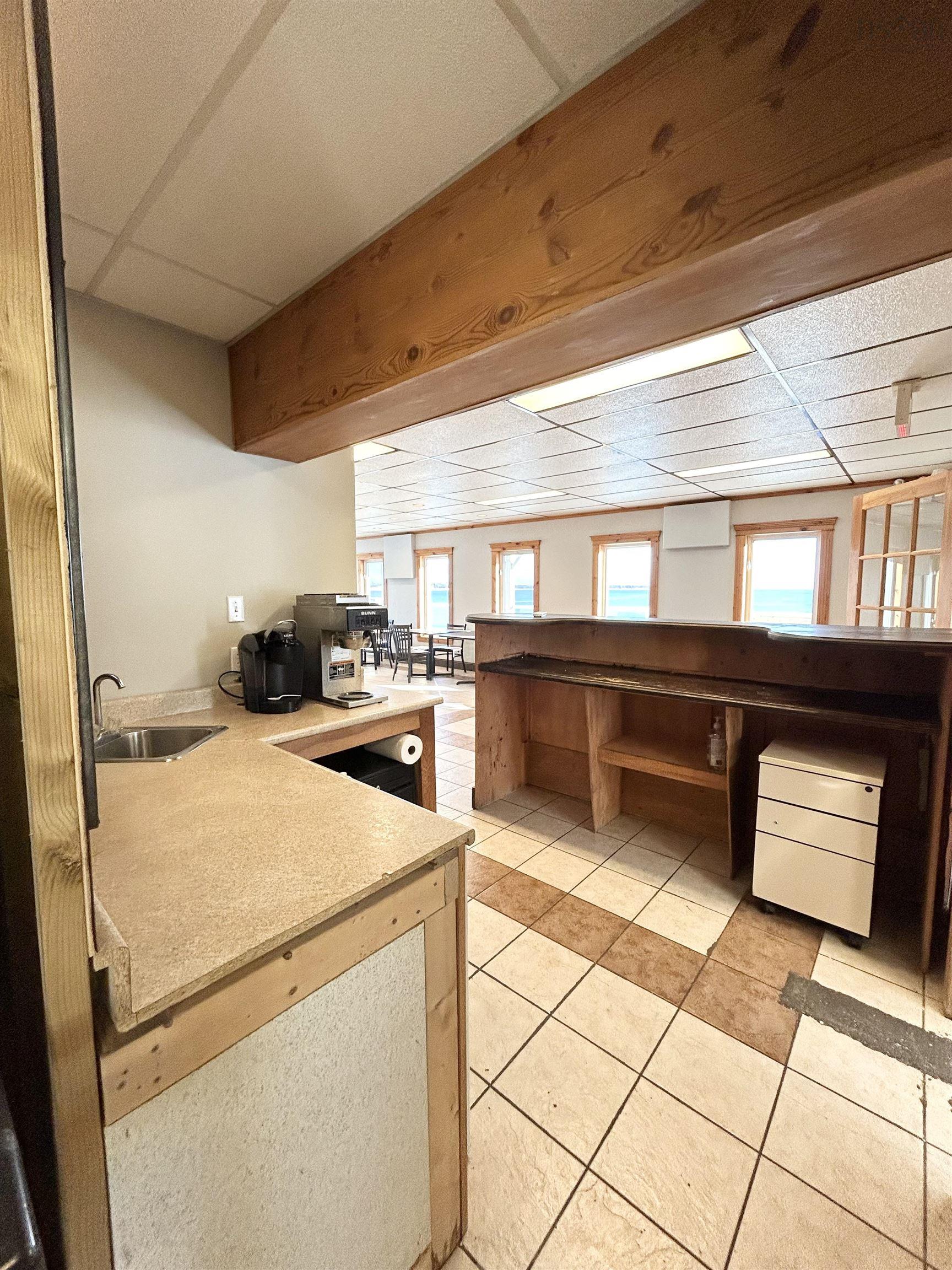 $750,000.00: 13953 Highway 6, Wallace