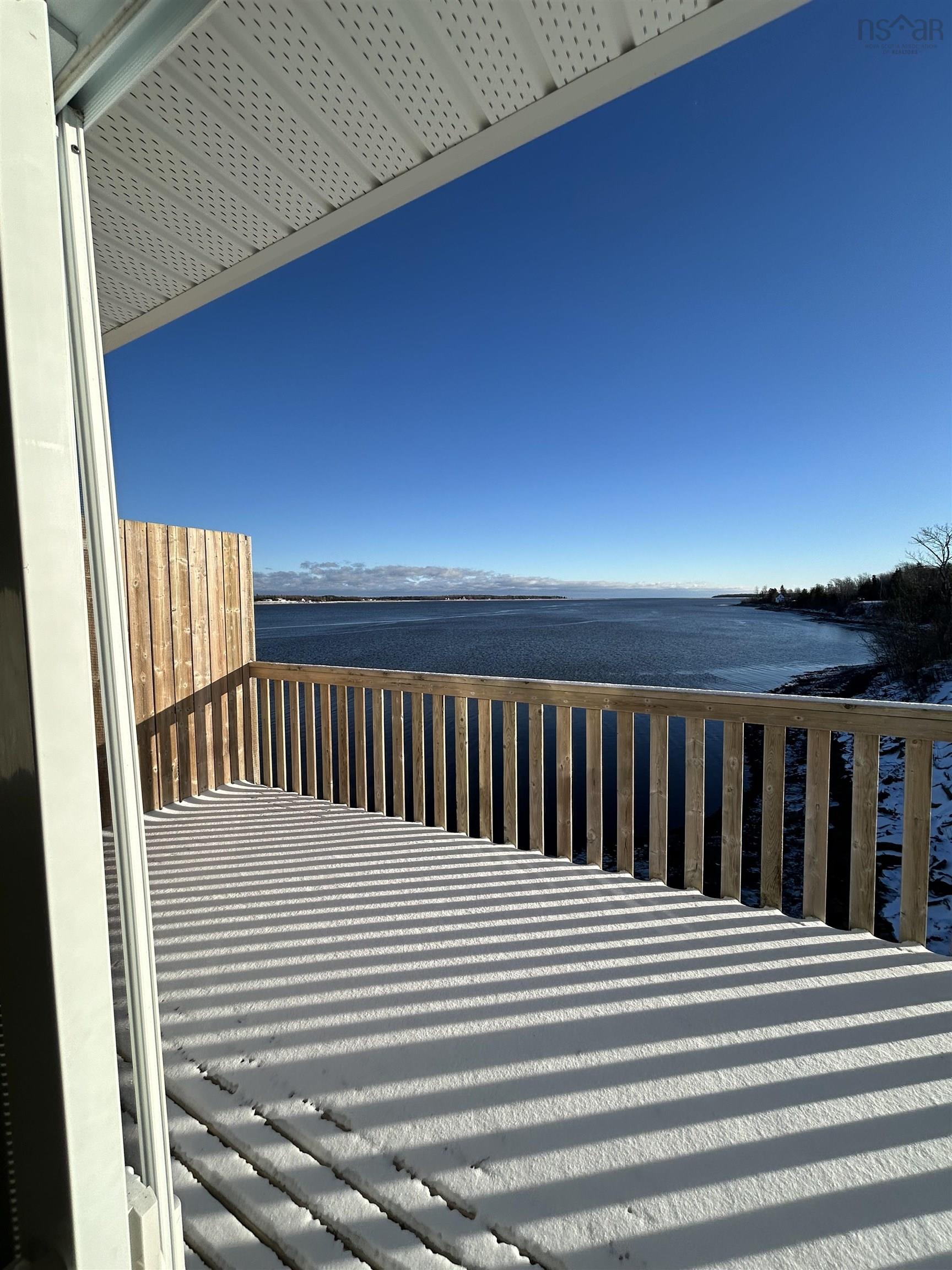 $750,000.00: 13953 Highway 6, Wallace