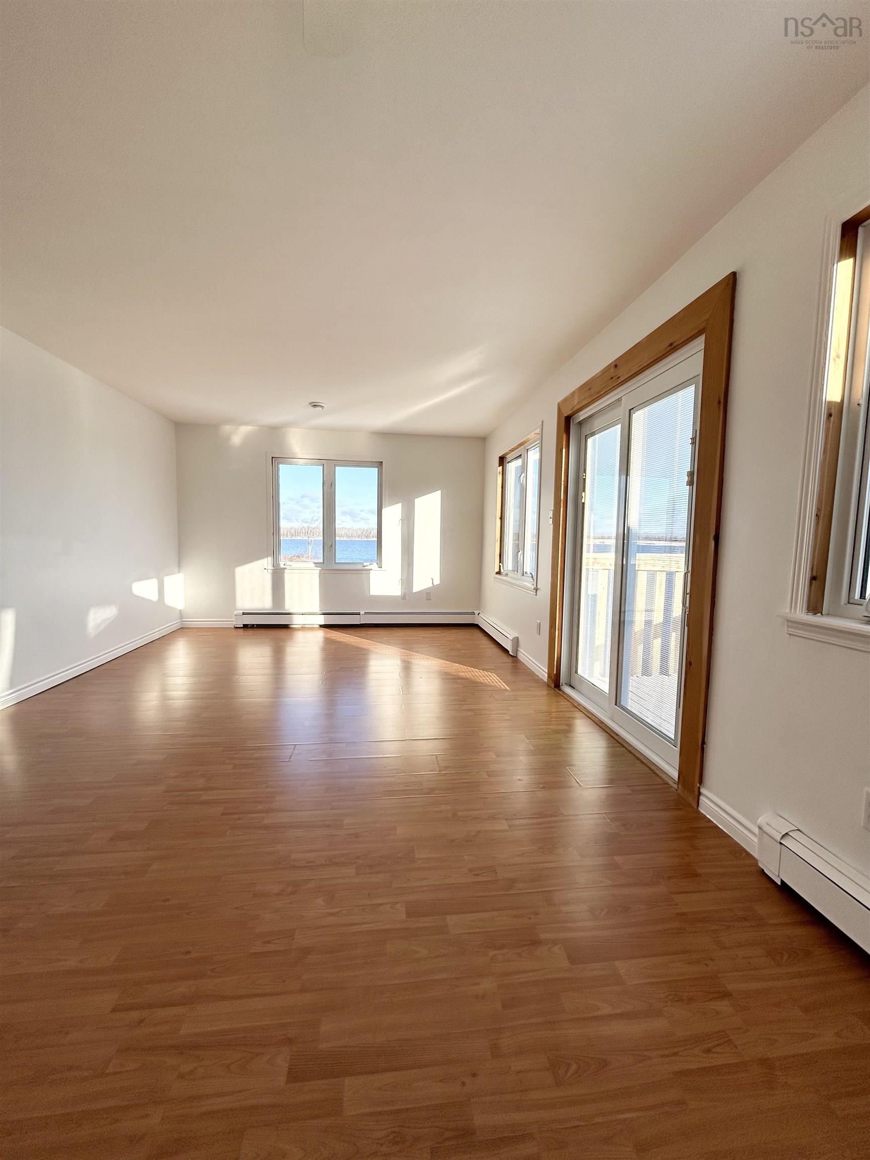 $750,000.00: 13953 Highway 6, Wallace