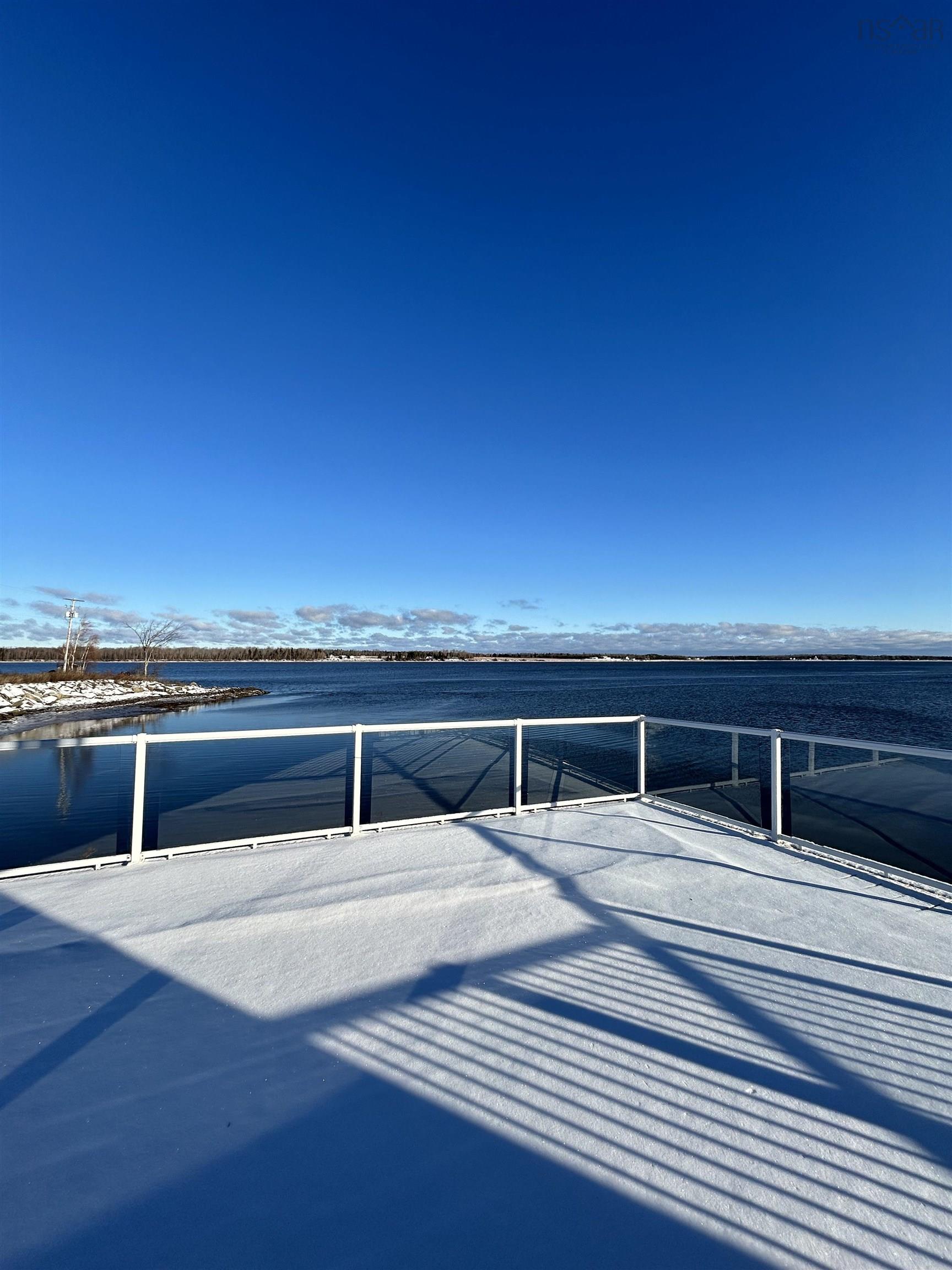 $750,000.00: 13953 Highway 6, Wallace