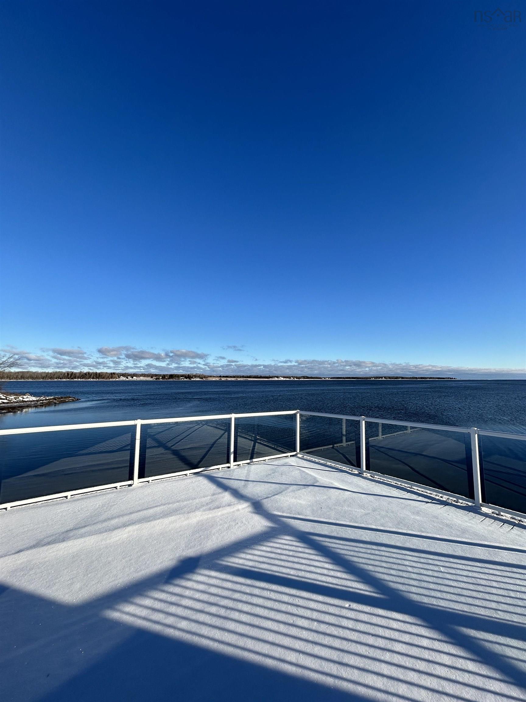 $750,000.00: 13953 Highway 6, Wallace