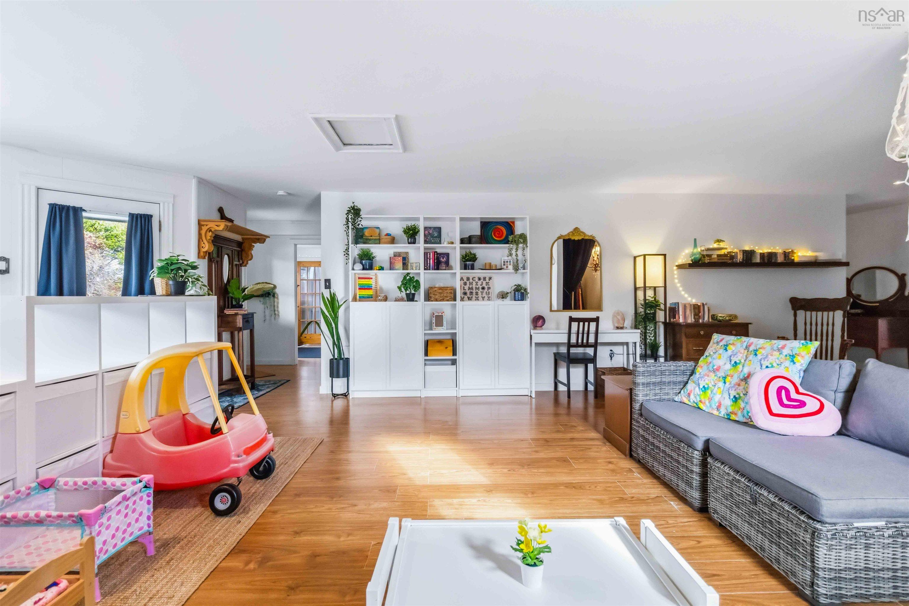 $349,000.00: 6517 Highway 3, Western Shore