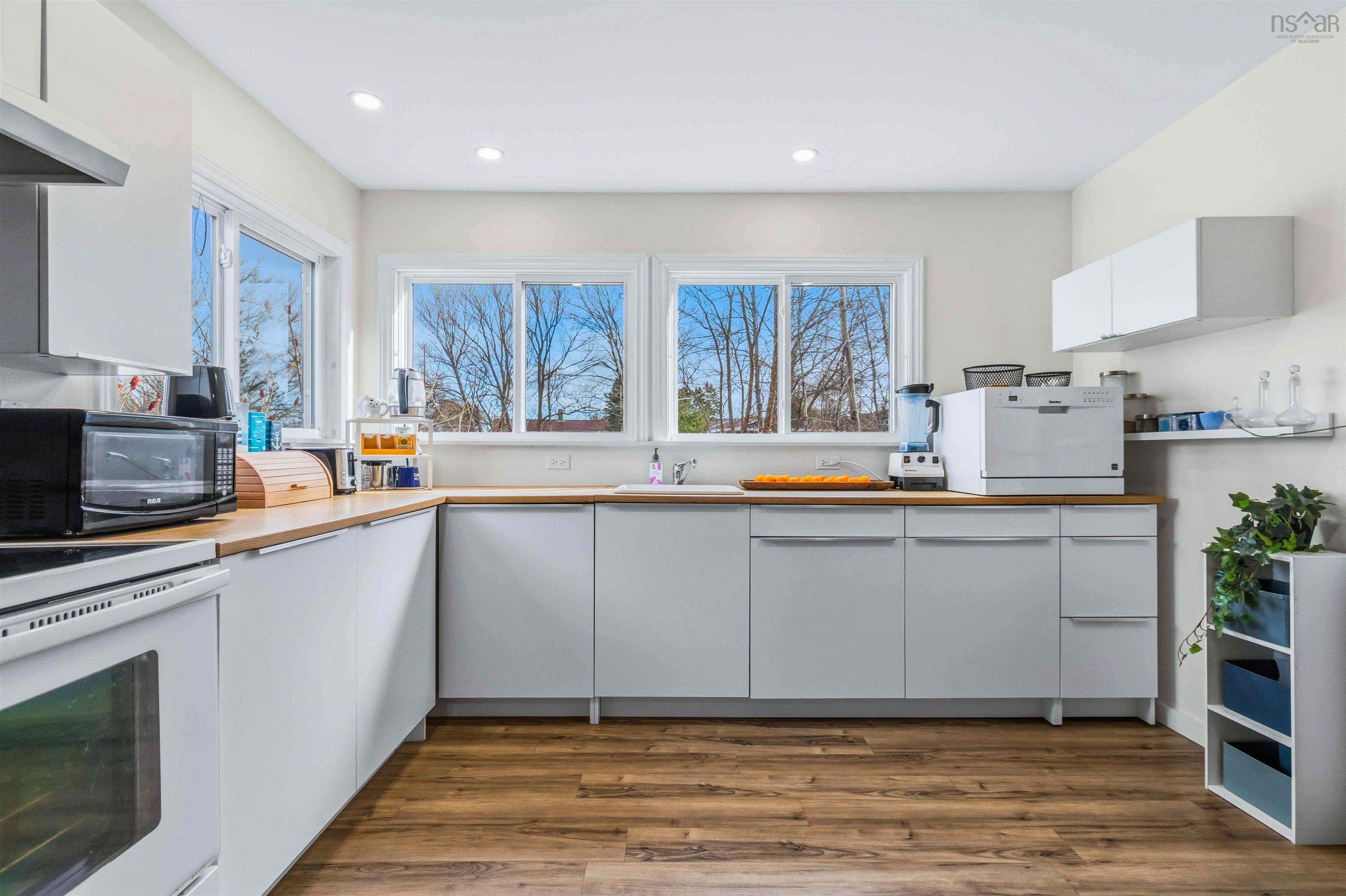 $349,000.00: 6517 Highway 3, Western Shore