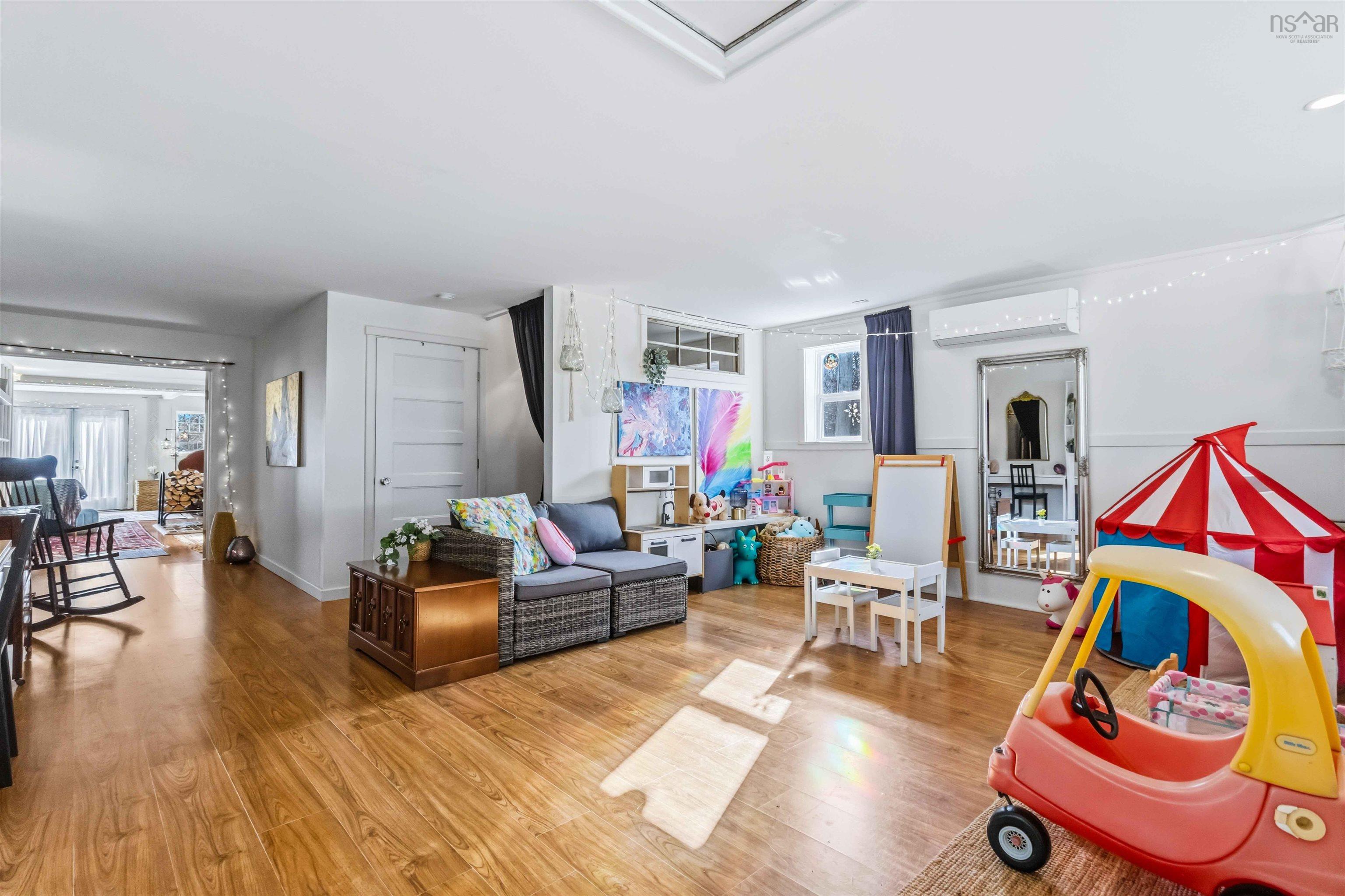 $349,000.00: 6517 Highway 3, Western Shore