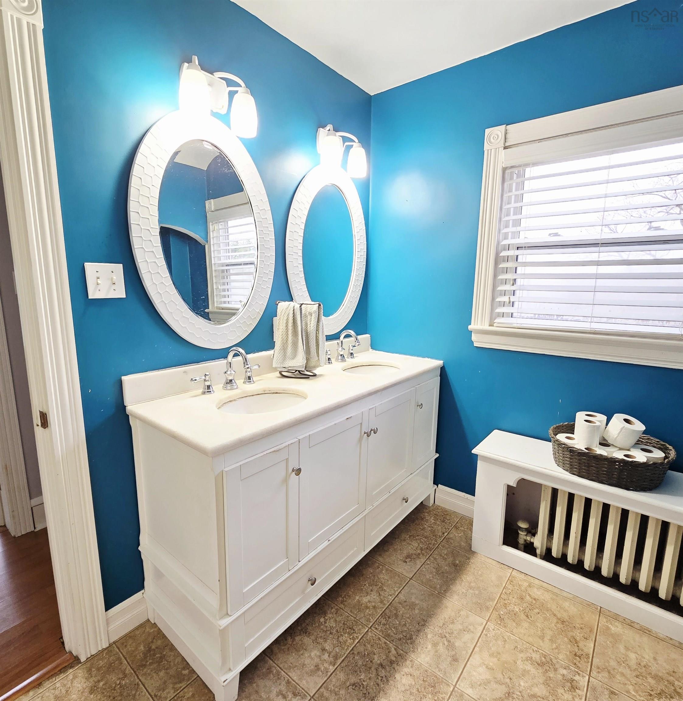 $225,000.00: 34 Oxford Street, Sydney