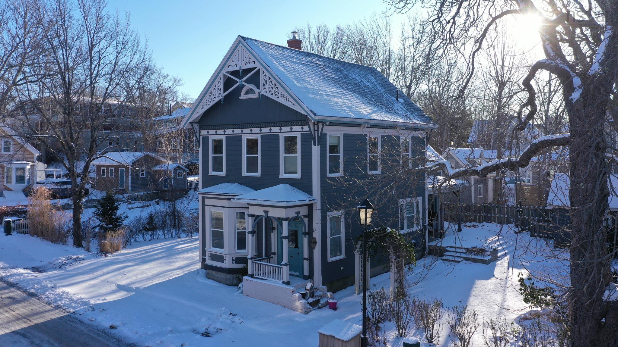 $467,900.00: 13 John Street, Shelburne